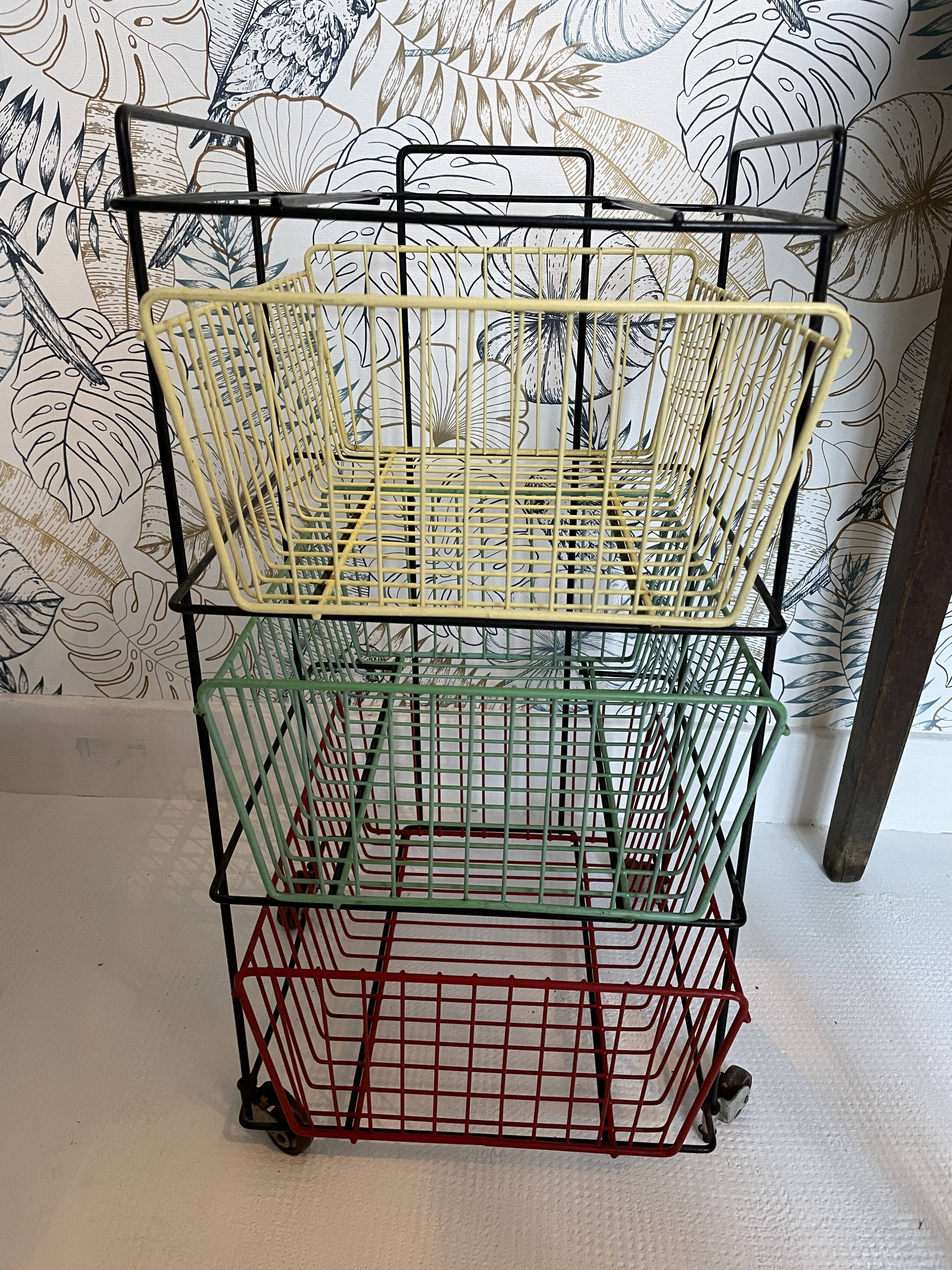 Fruit & vegetable locker