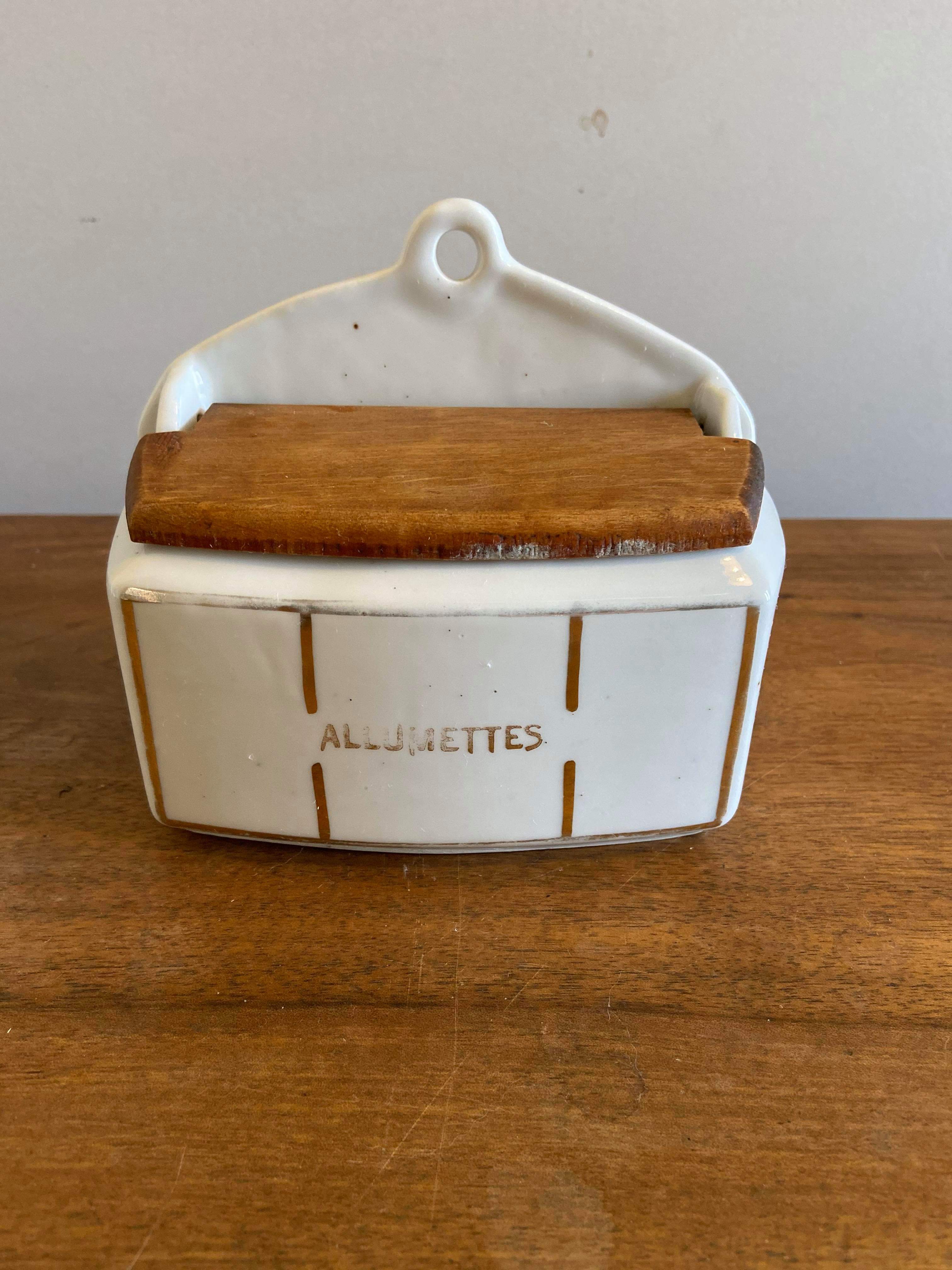 Series porcelain spice pots with matchbox