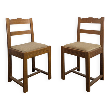 Pair of oak chairs from the 1940s