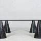Massimo/Lella Vignelli. Dans le style de. Table basse, marbre, Italie, années 1980.