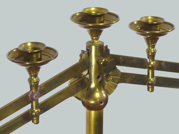 Candélabre d’église en laiton doré fin XIX