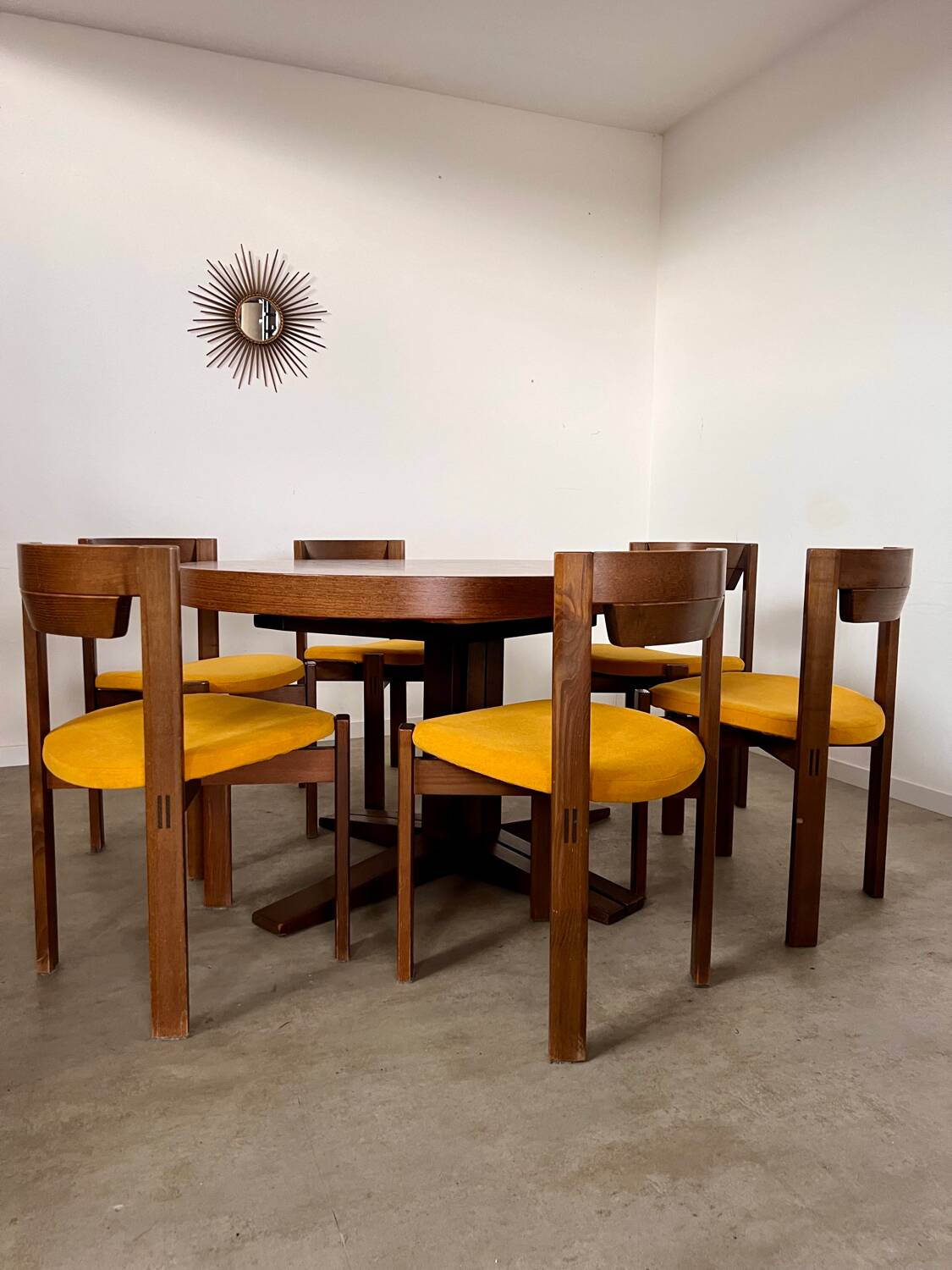 Set of 6 Scandinavian style chairs Girsberger 70s vintage solid wood mustard yellow