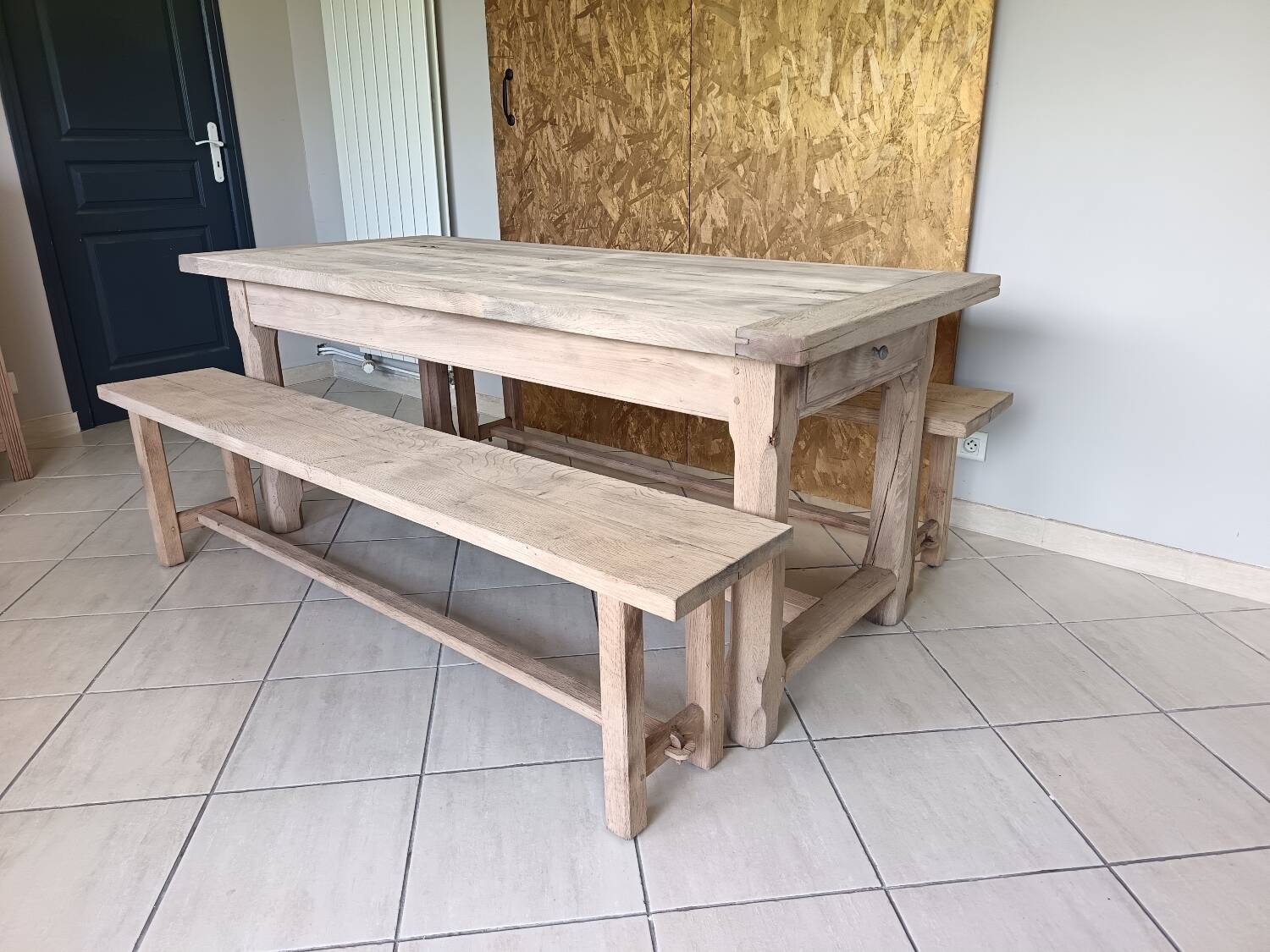 Renovated farmhouse table with 2 drawers and 2 benches