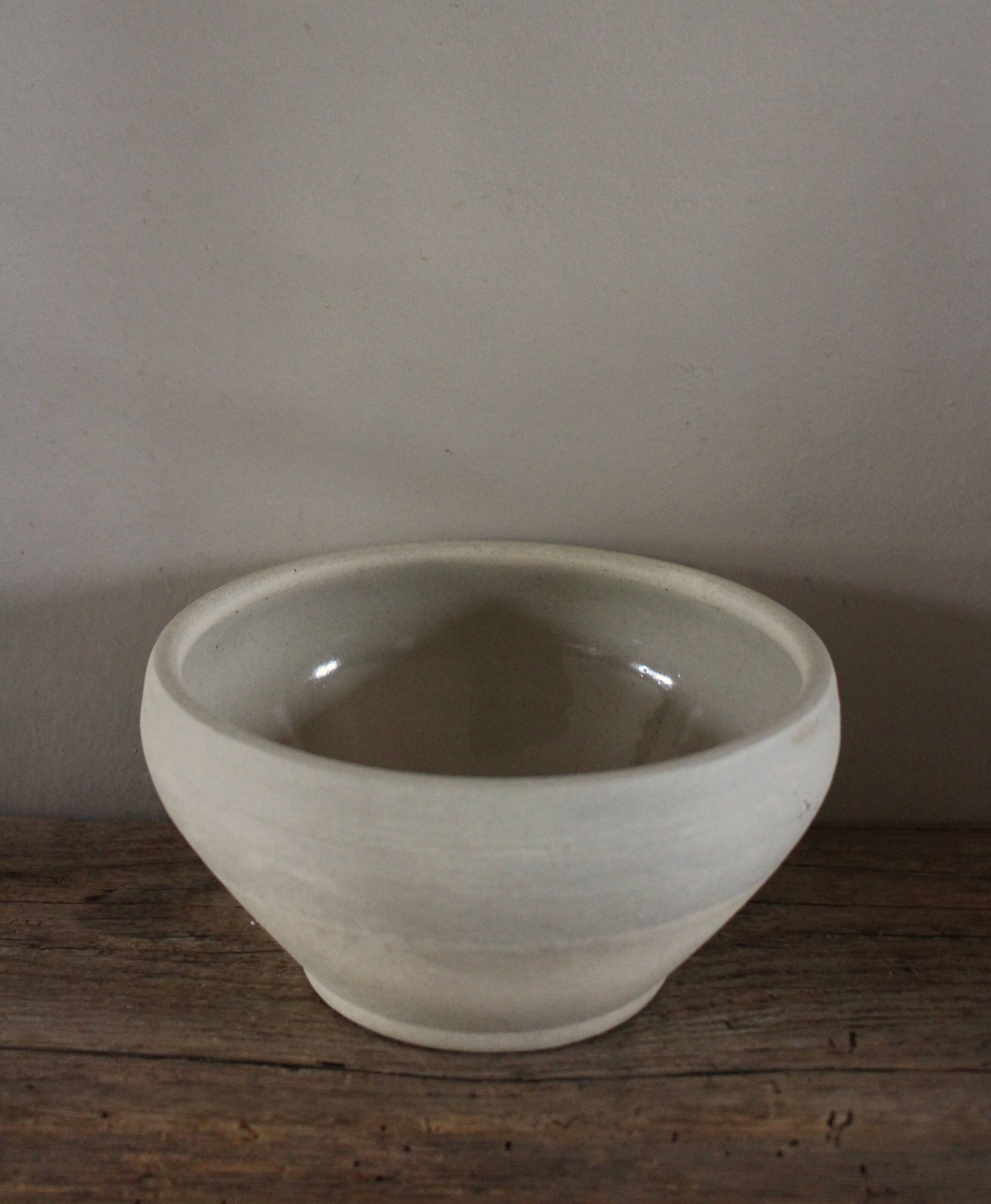 Vintage glazed stoneware bowl in greige.