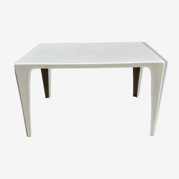 Fiberglass table or desk year 70