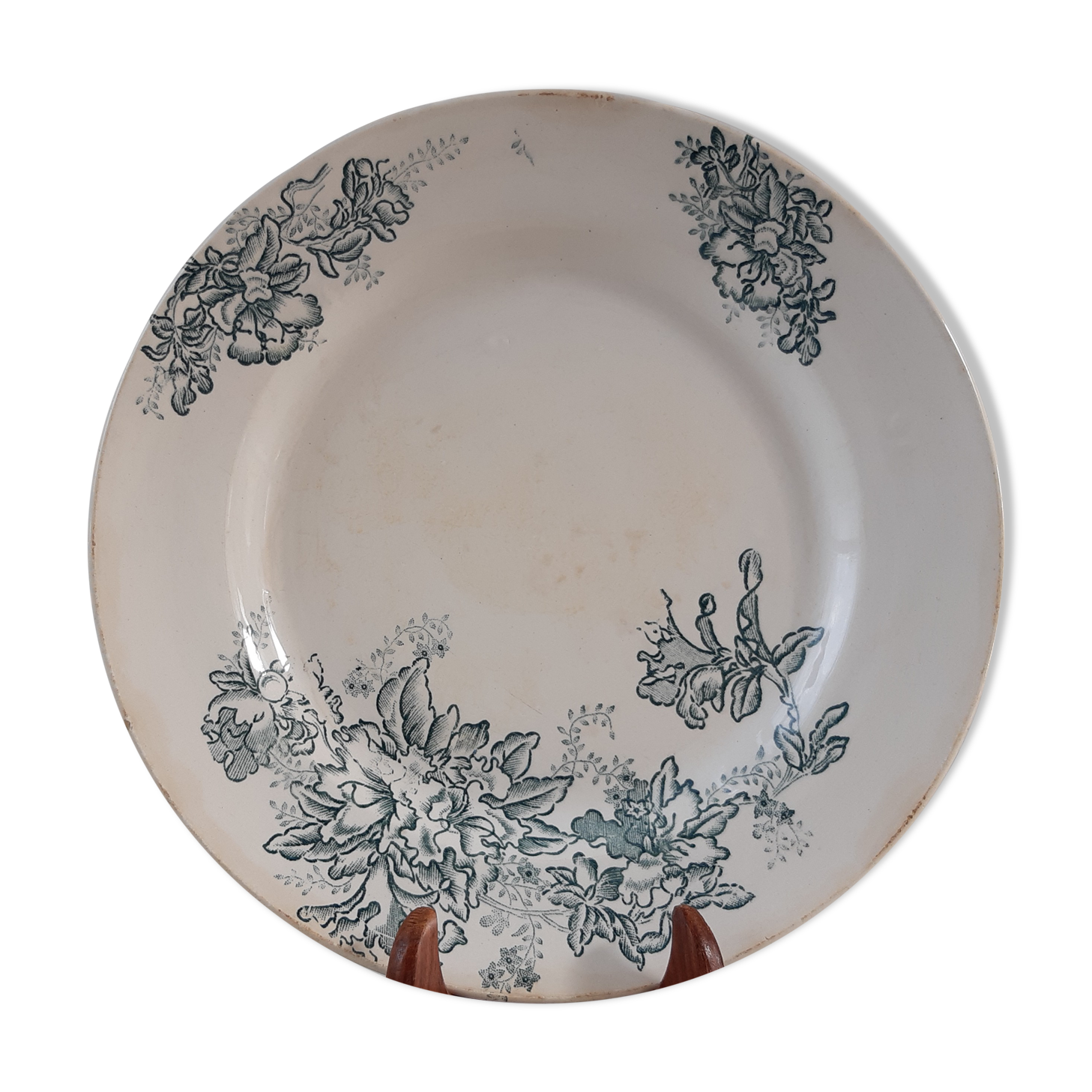 Flat iron earth earthenware of Givors late nineteenth century