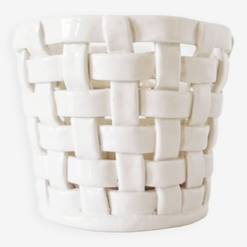 White braided ceramic pot cover