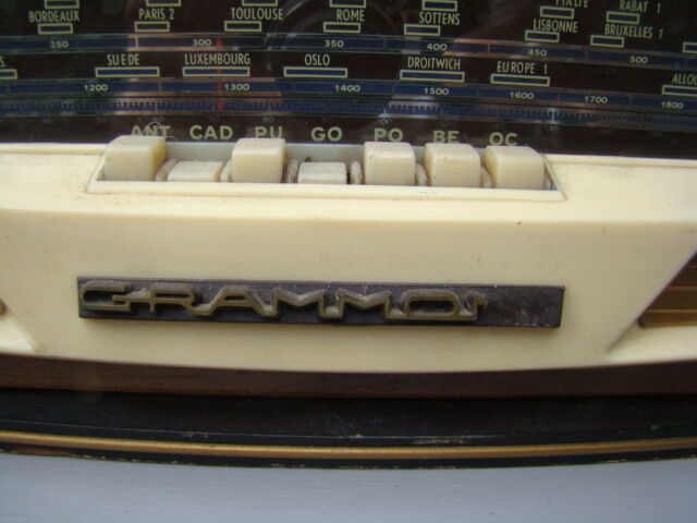 Poste de radio grammont ancien