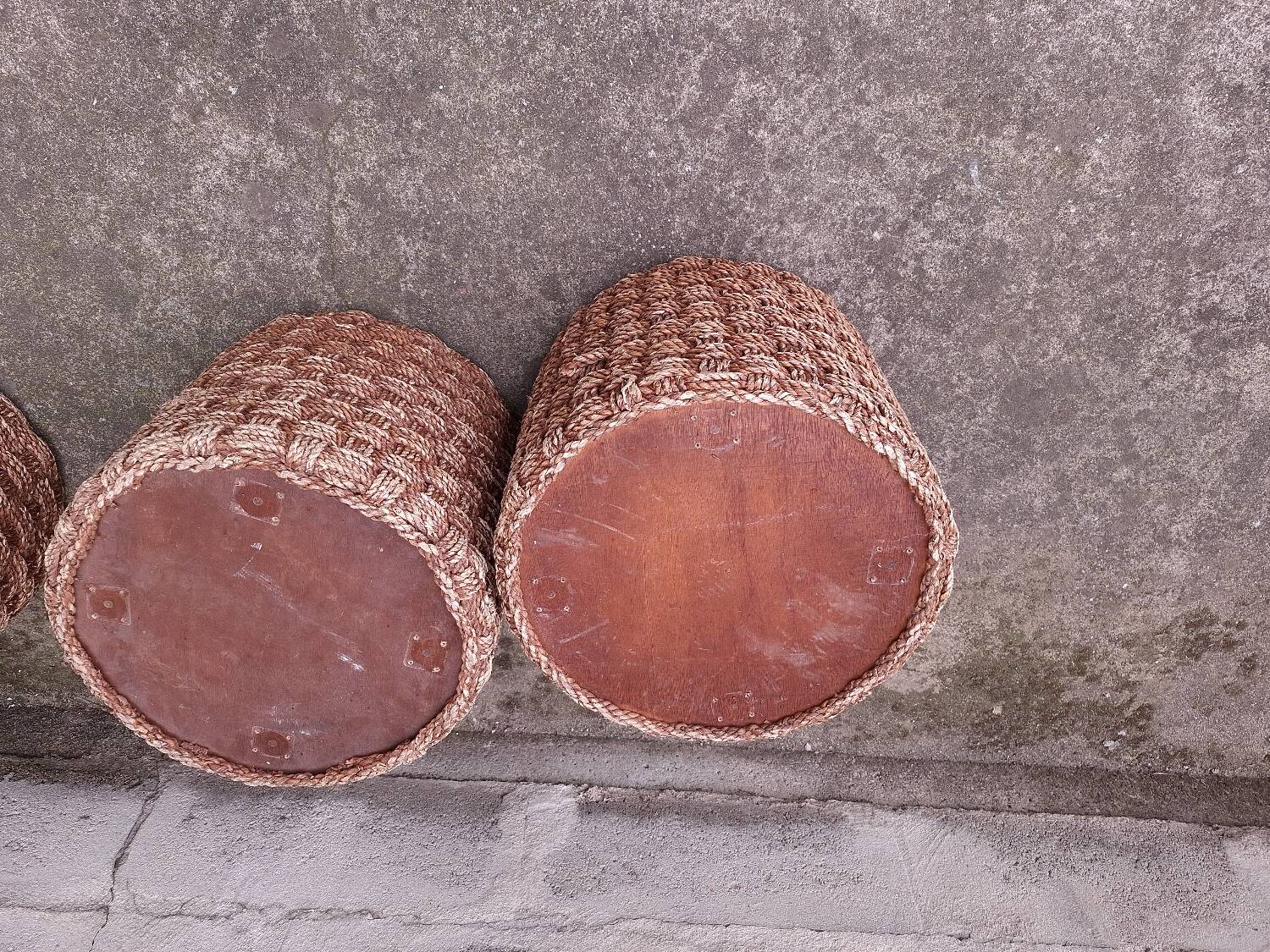 Paire de poufs en corde tressé années 70'S