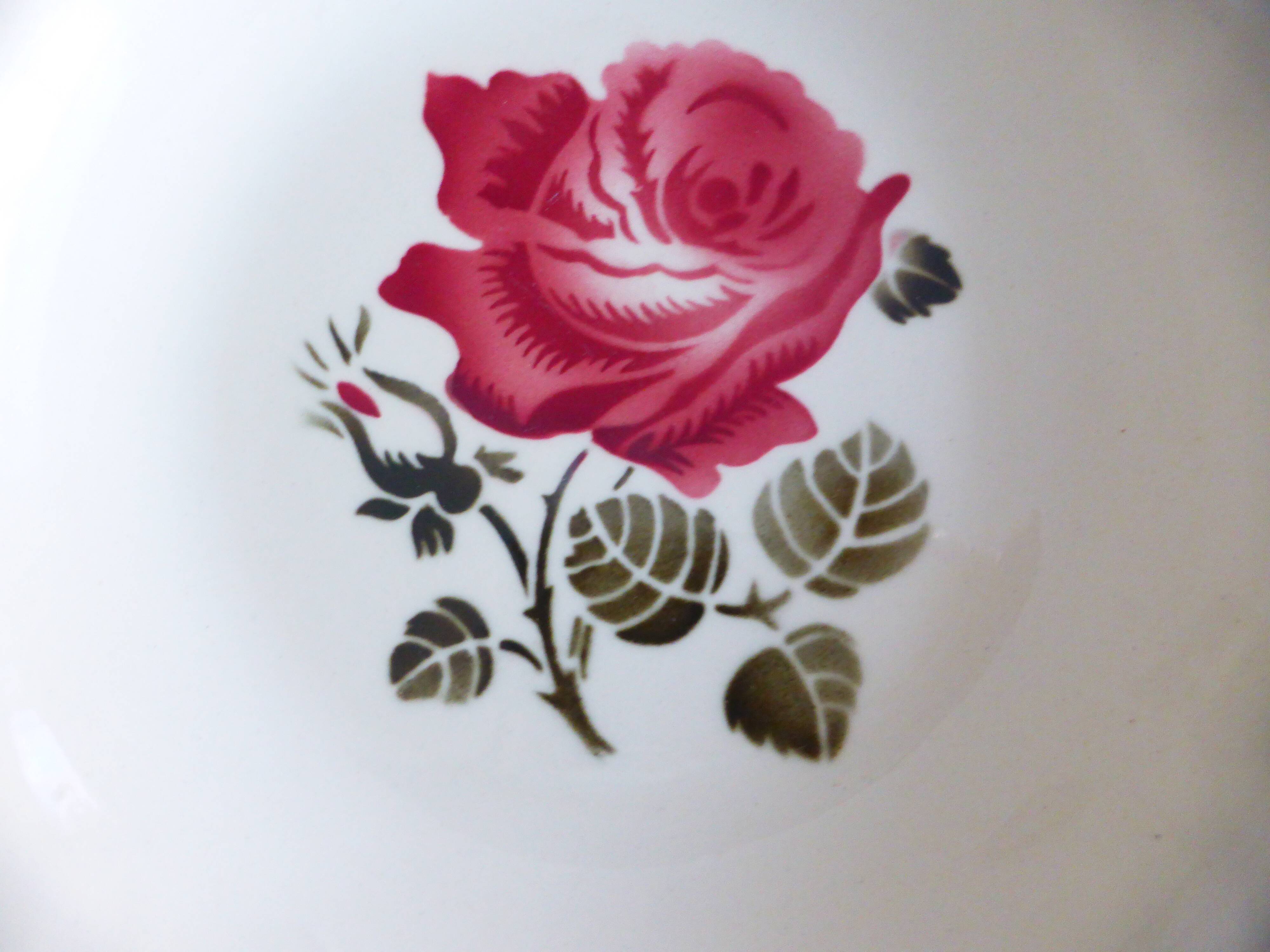 1 vintage deep plate from Badonviller model Germaine 221274