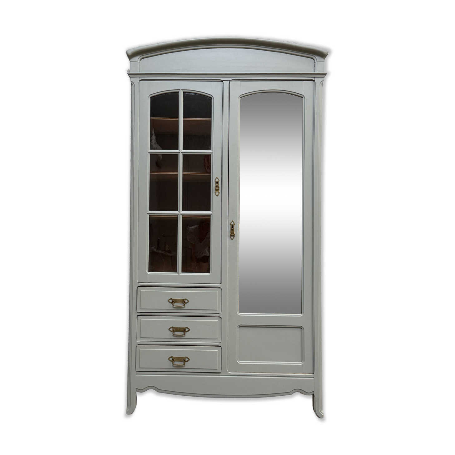 Large Art Nouveau wardrobe (renovated)