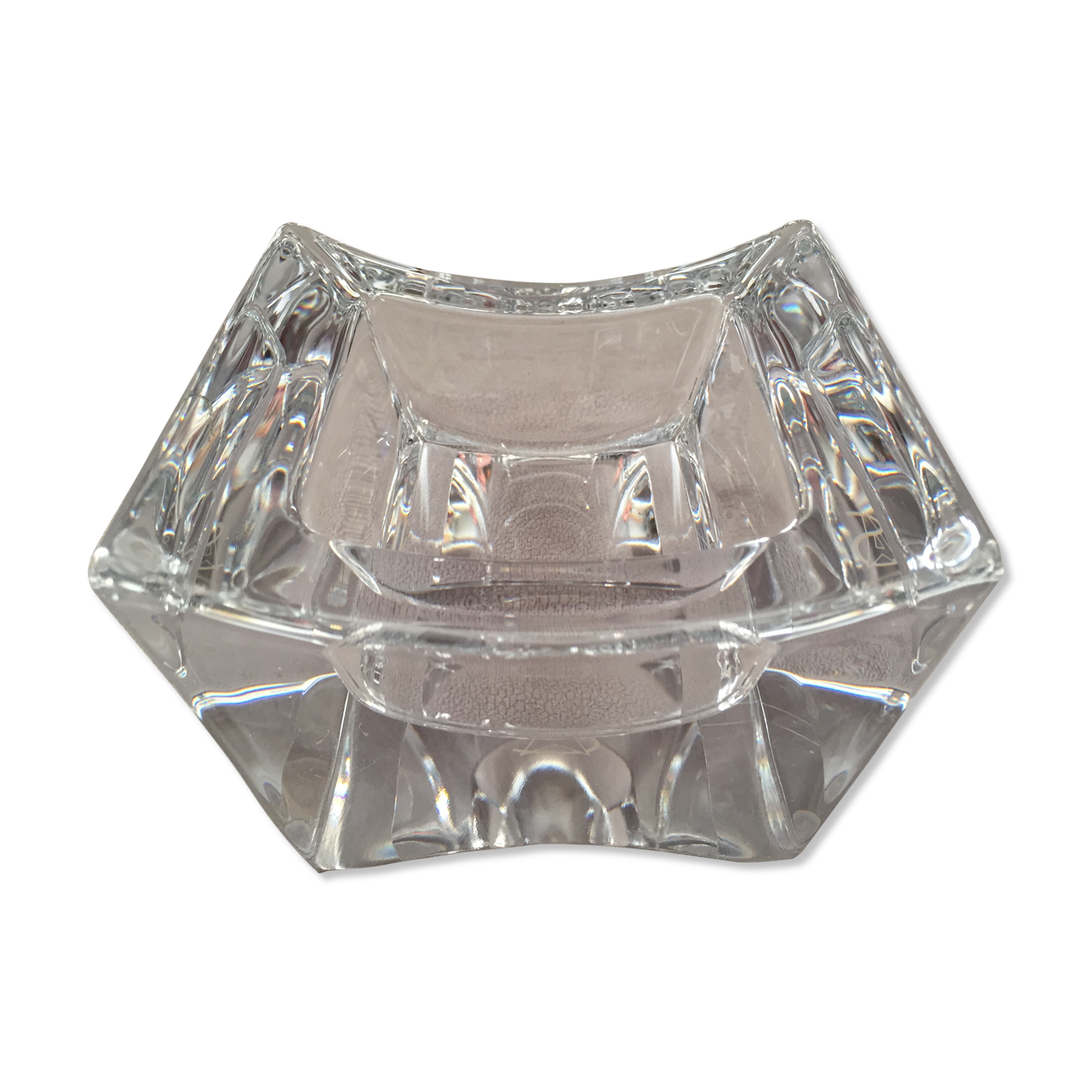 Large ashtray in solid crystal modernist design monogram "sa" art