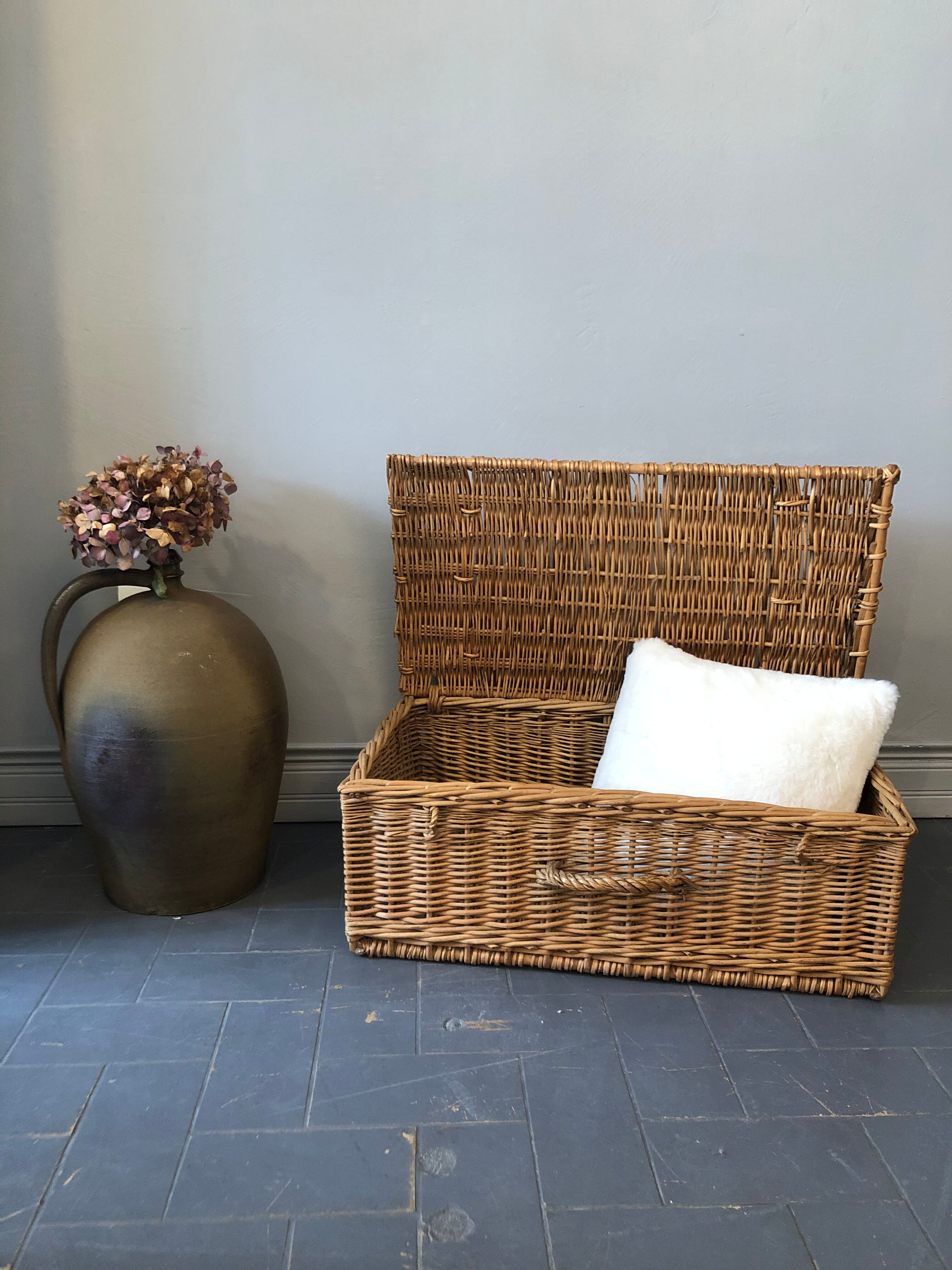Rattan chest