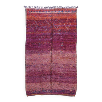 Vintage Collectible Rug - 317 x 179 cm