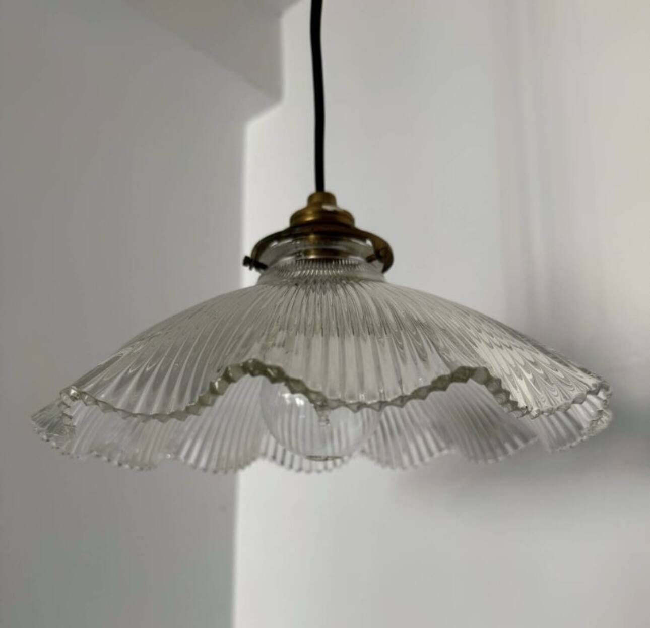 Suspension glass holophane 1950s