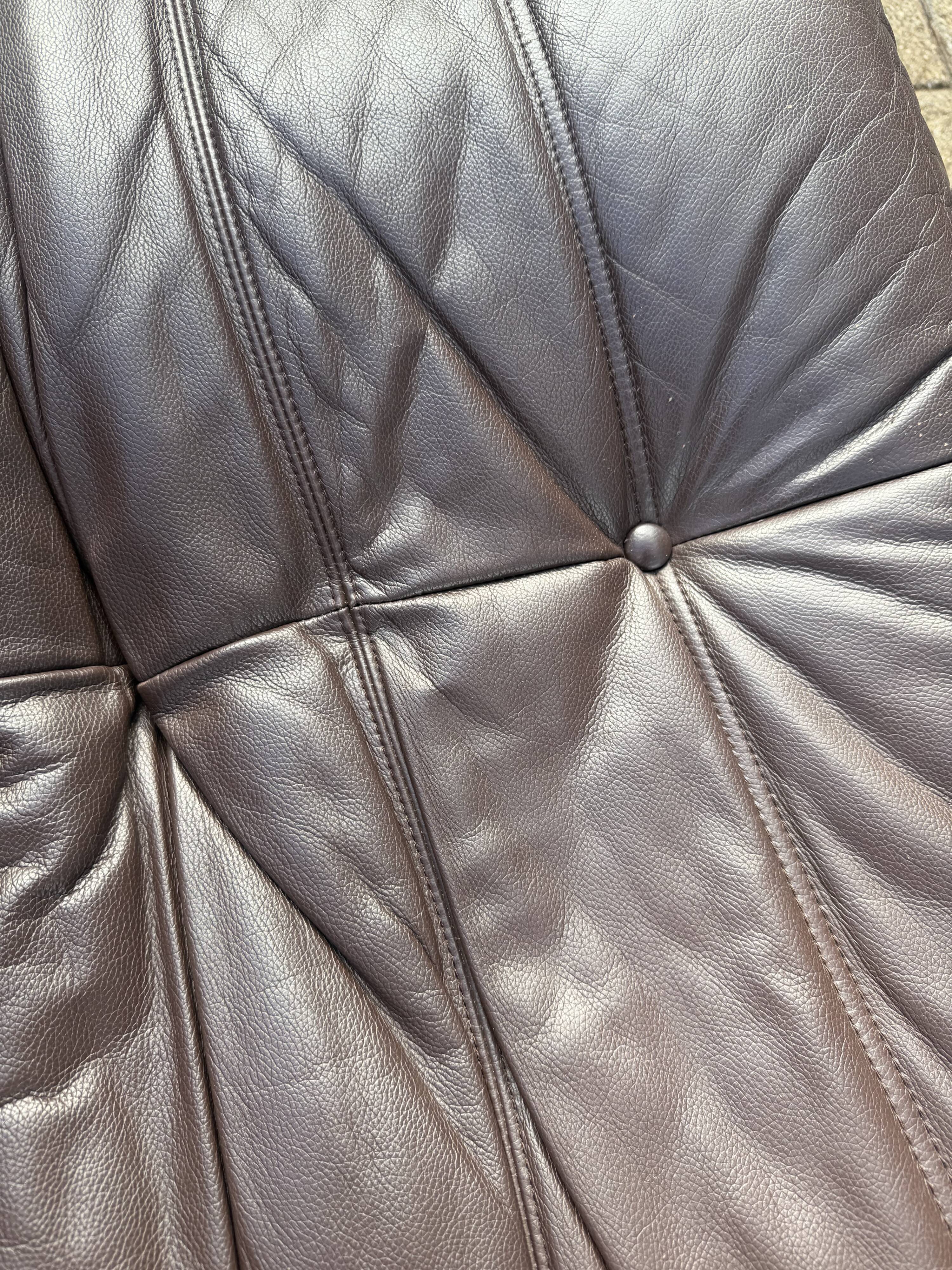 100% authentic Ligne Roset Togo 3-seater in chocolate brown original leather.