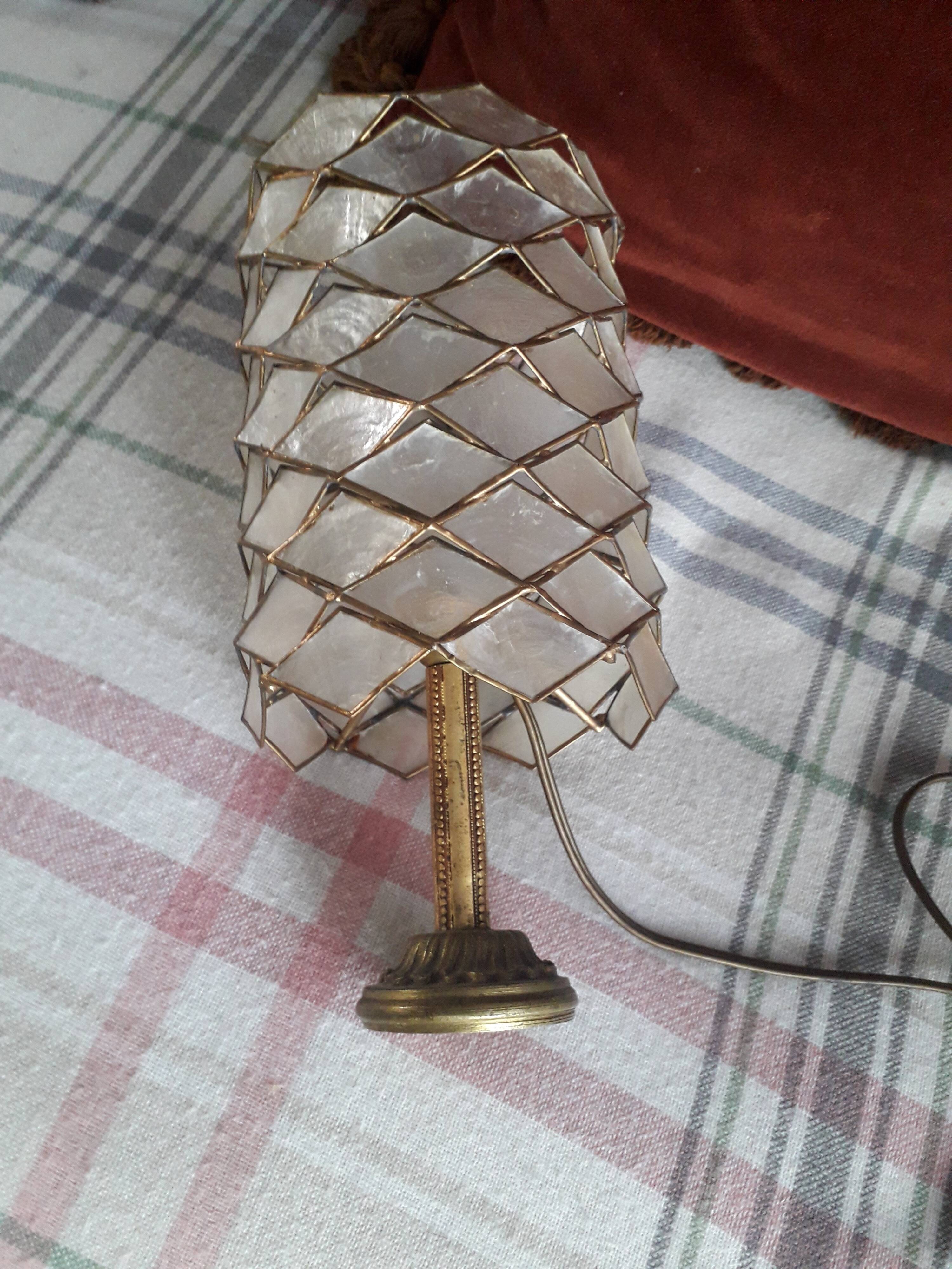 Very original vintage metal lamp with its mother-of-pearl lampshade