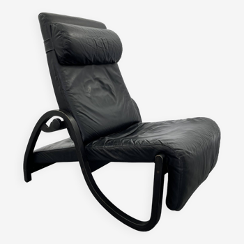 Sinus lying leather black chair from westnofa, 1970s