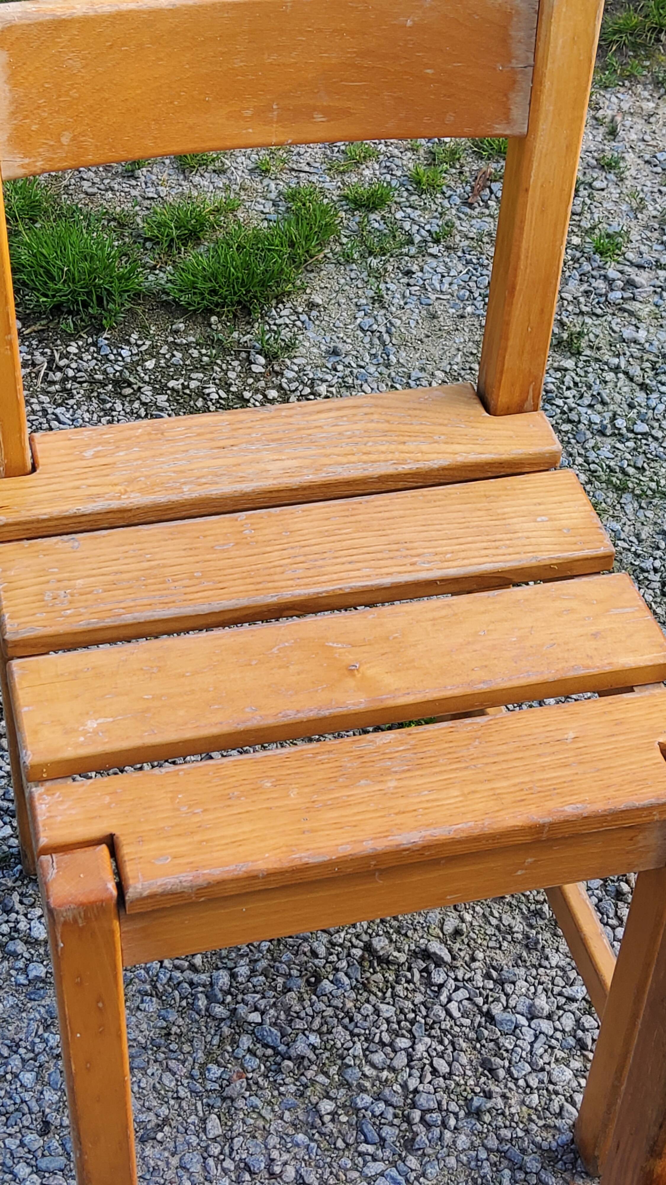 Set de 4 chaises des années 70 brutalistes en chêne