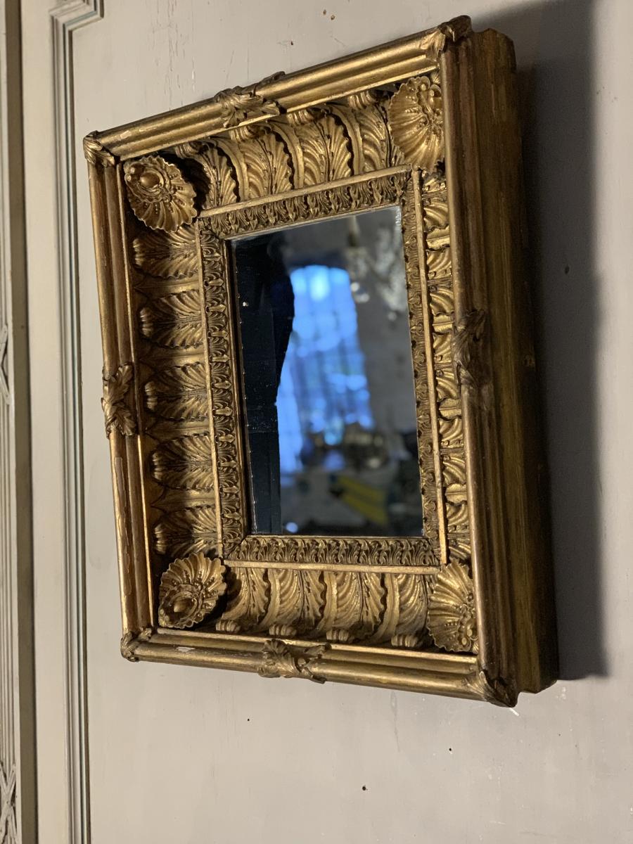 Carved golden wood frame, early 19th century