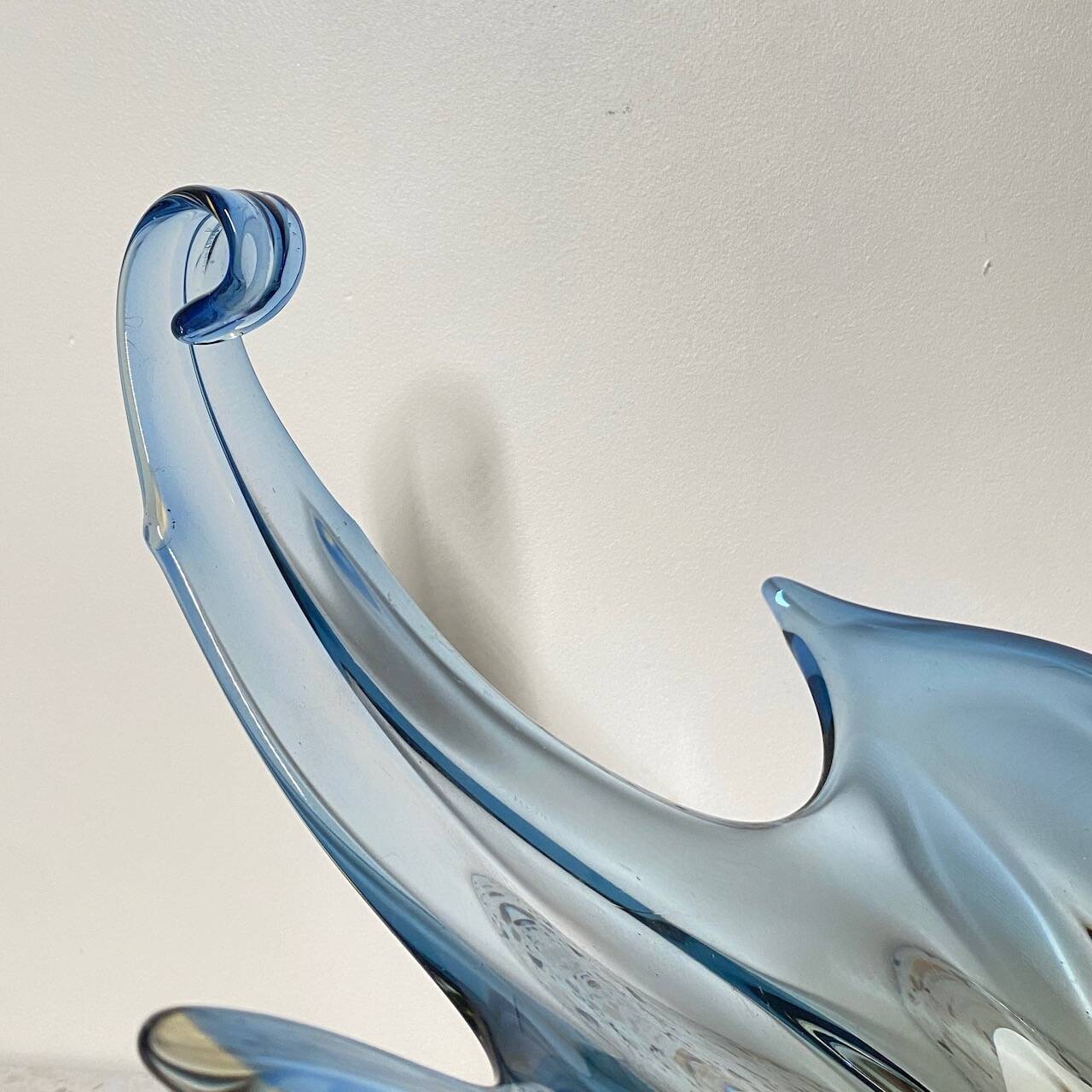 Large Murano centerbowl in blue & amber- Sommerso technique