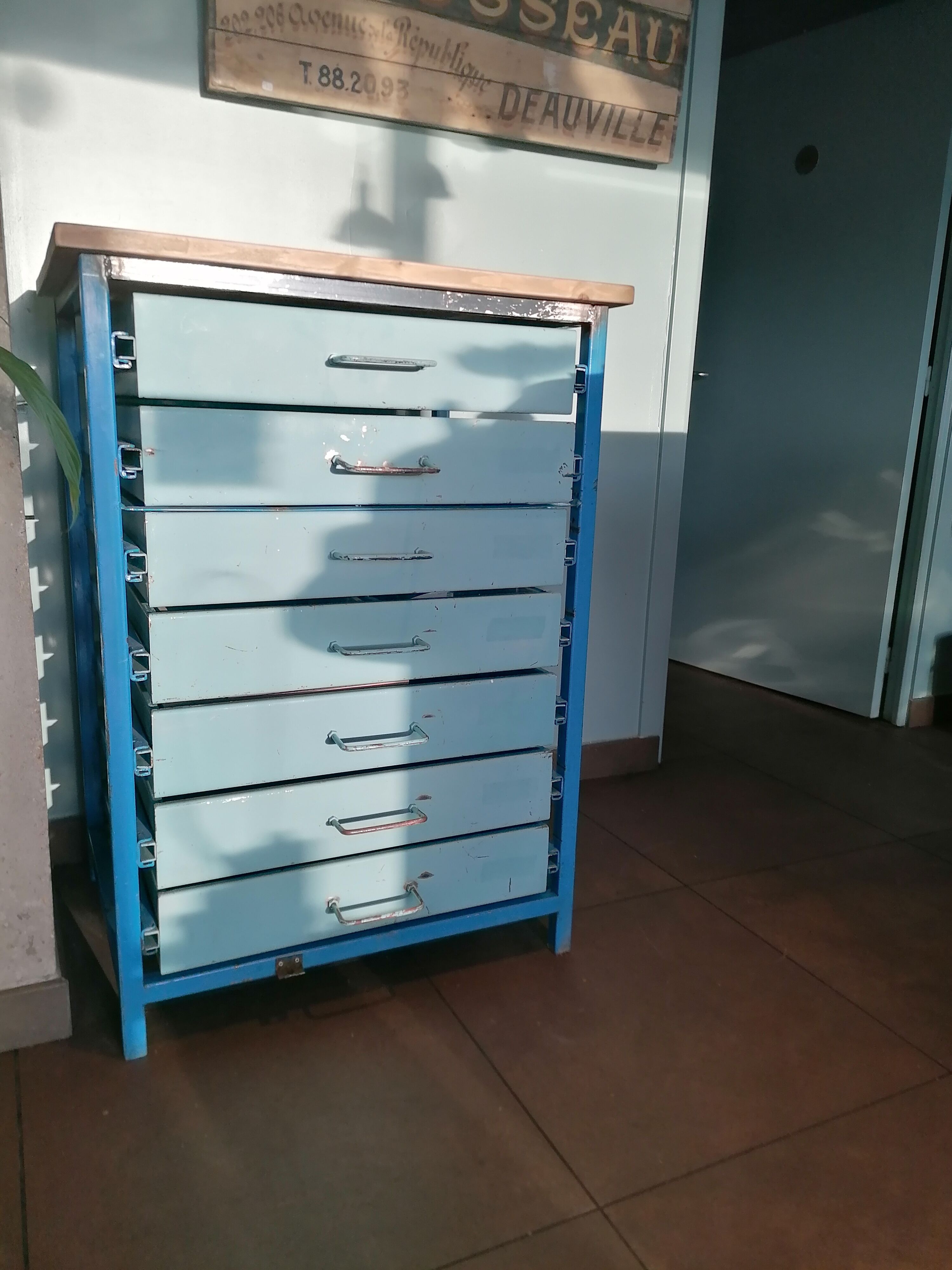 Vintage workshop service, old garage maid