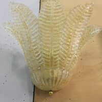 Gold graniglia “leaf” Murano glass wall sconce