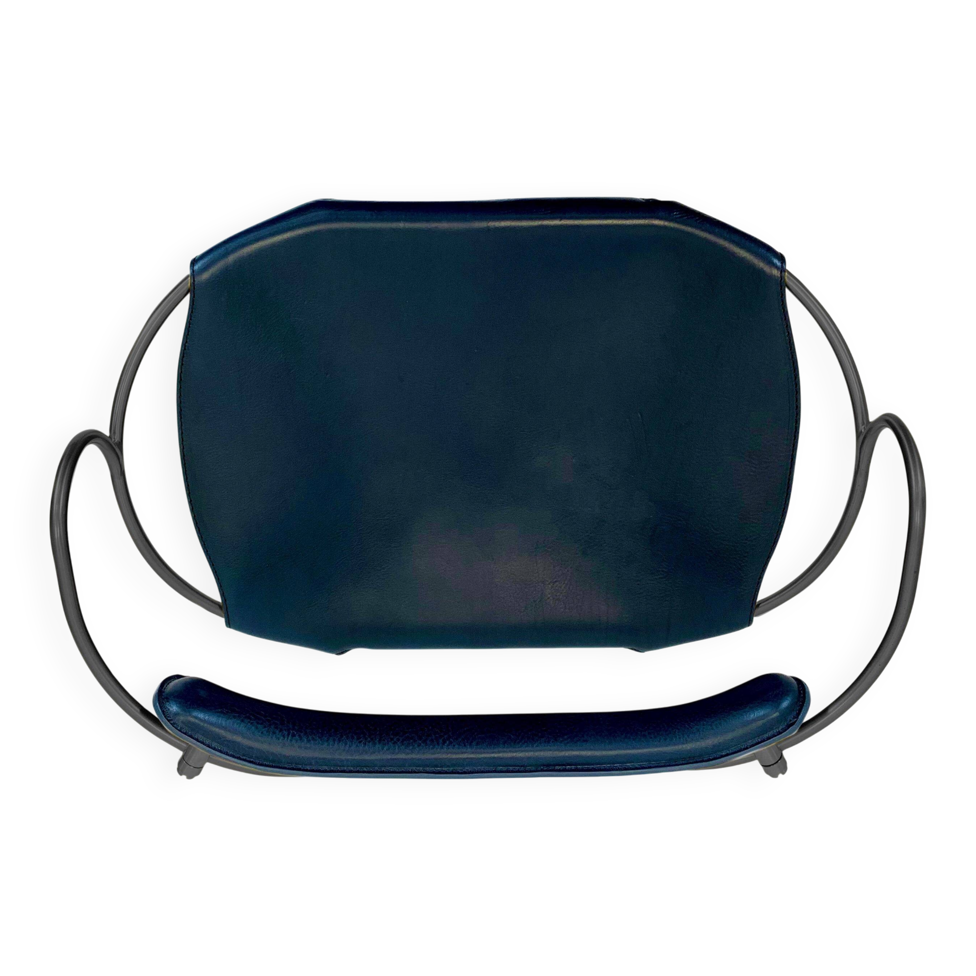 Tabouret de bar de cuisine avec dossier en métal fumé noir et cuir bleu marine