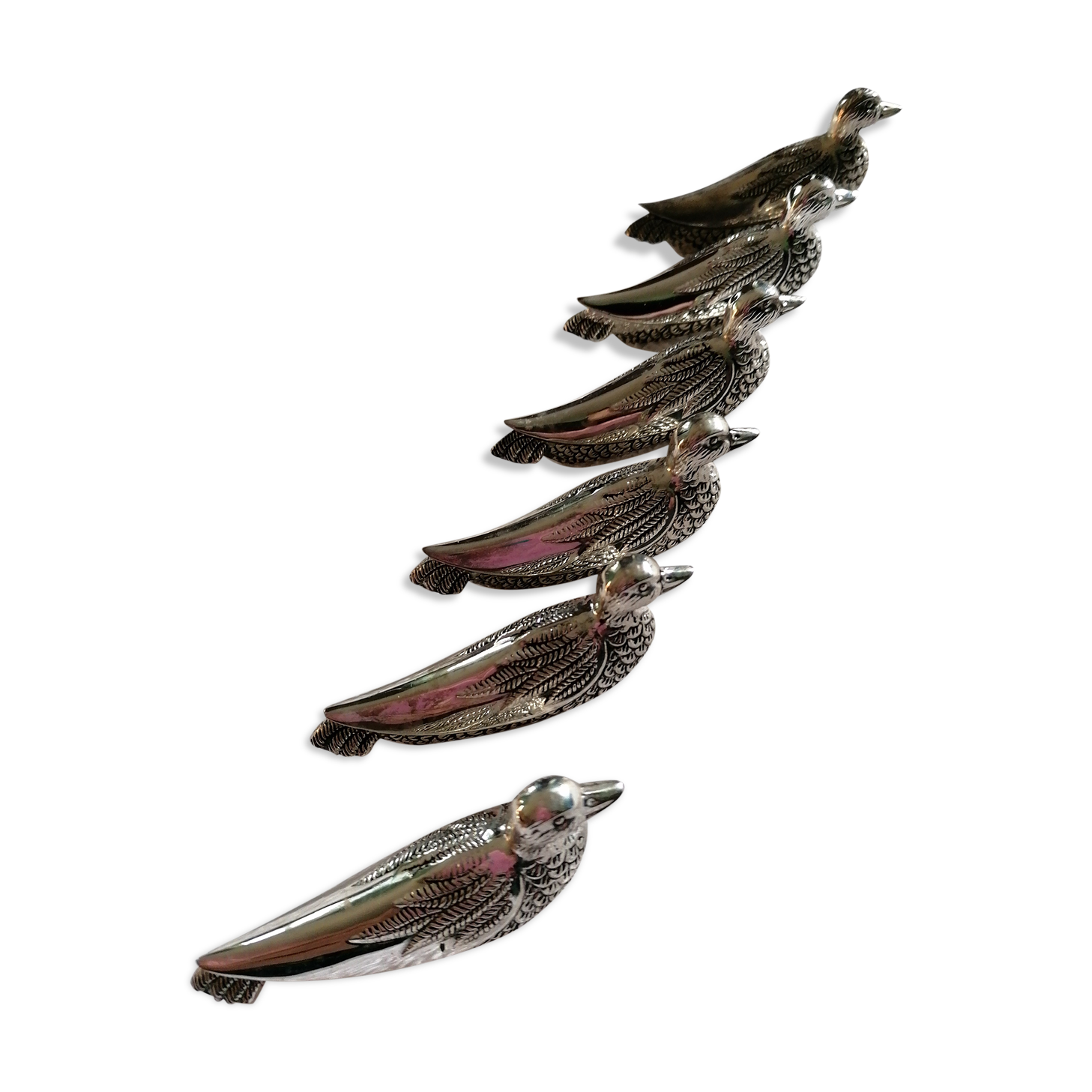 Ducks carries knives