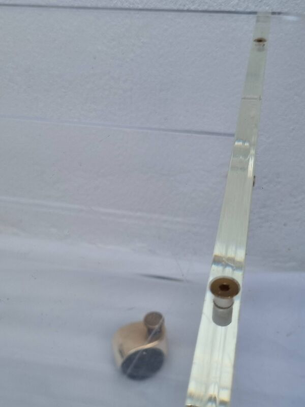 Table basse en plexiglas, design David Lange, années 70