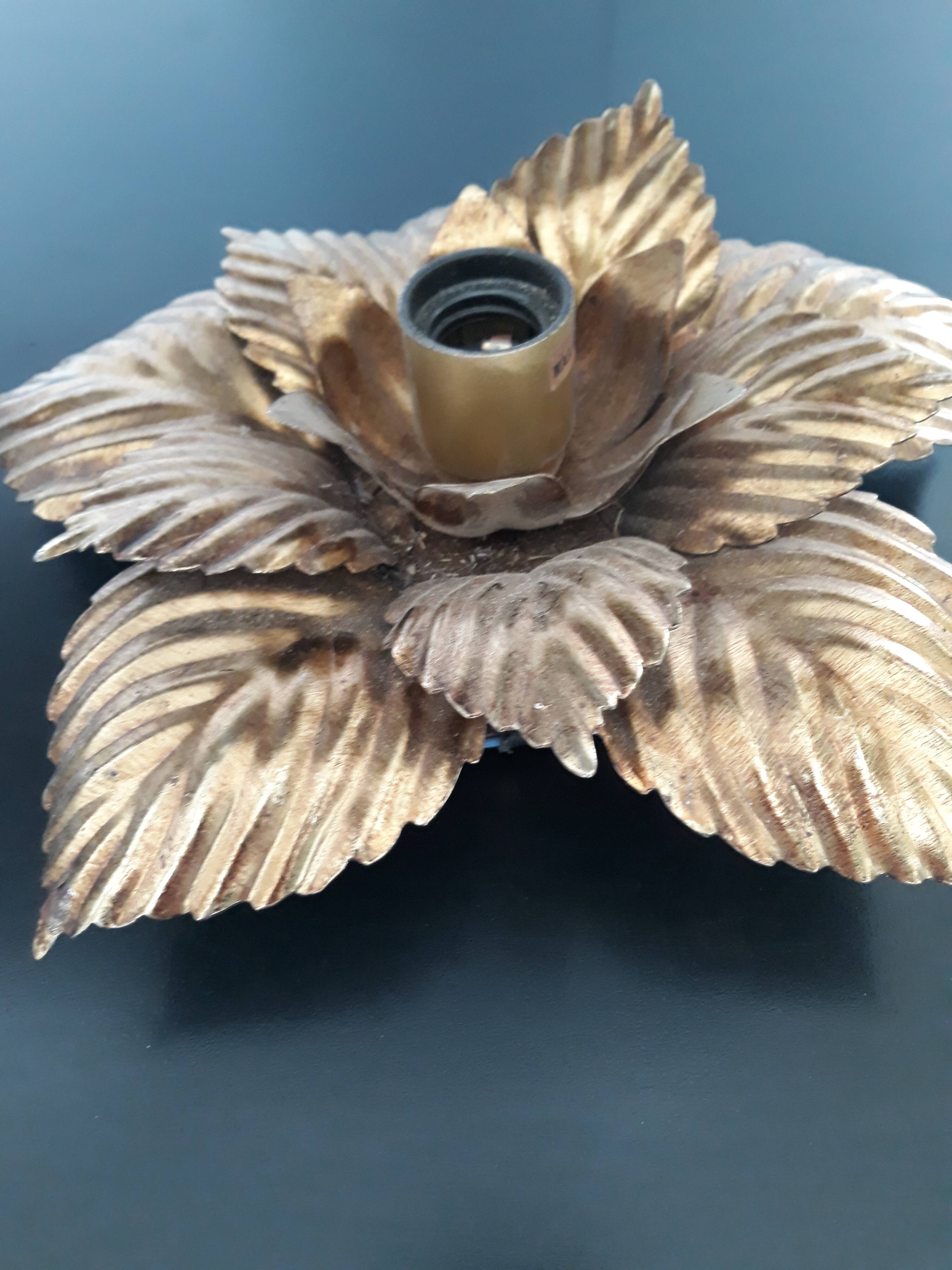 Vintage gold wall lamp