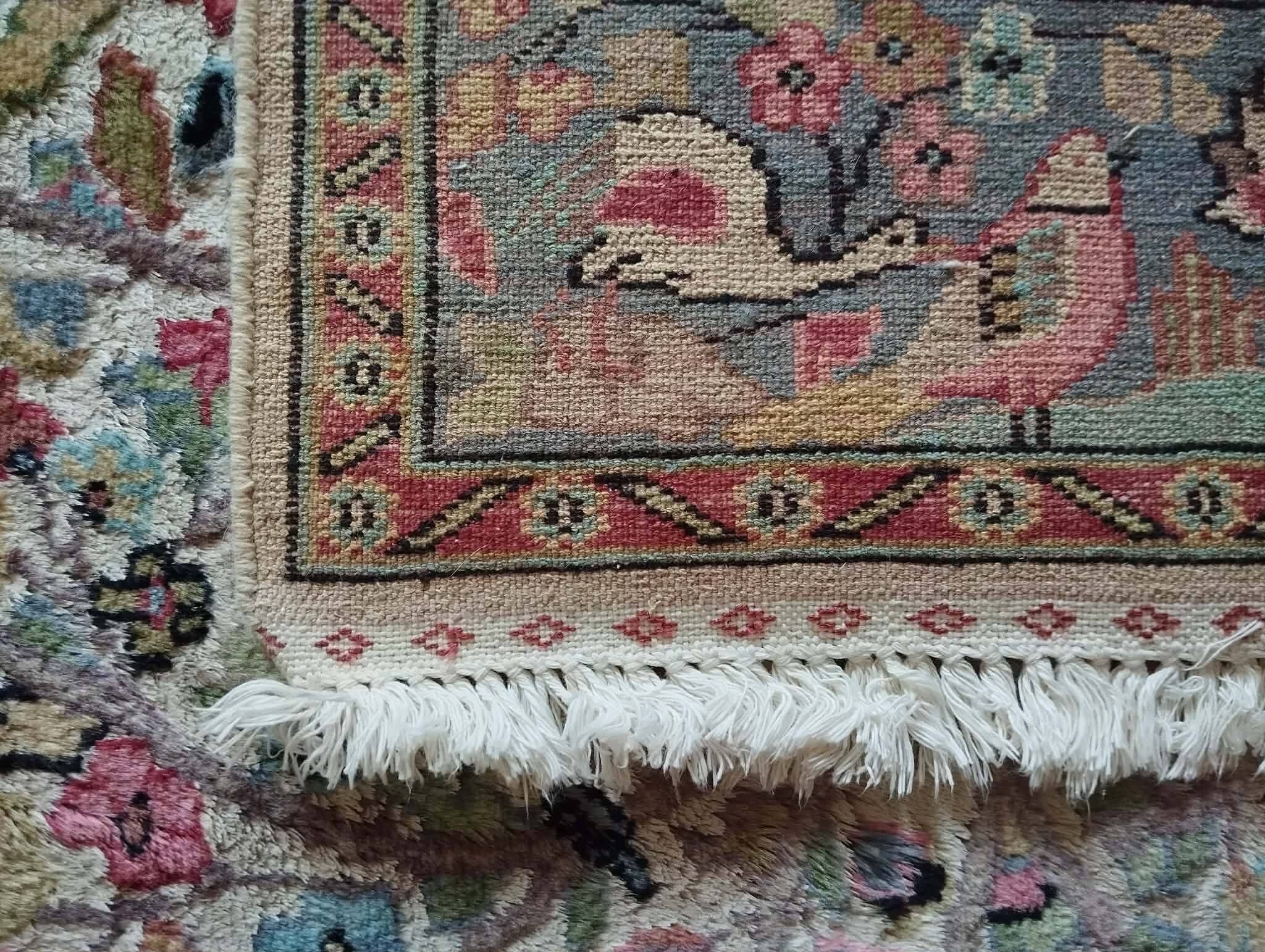 Handmade Pakistani wool and silk rug 183x124cm