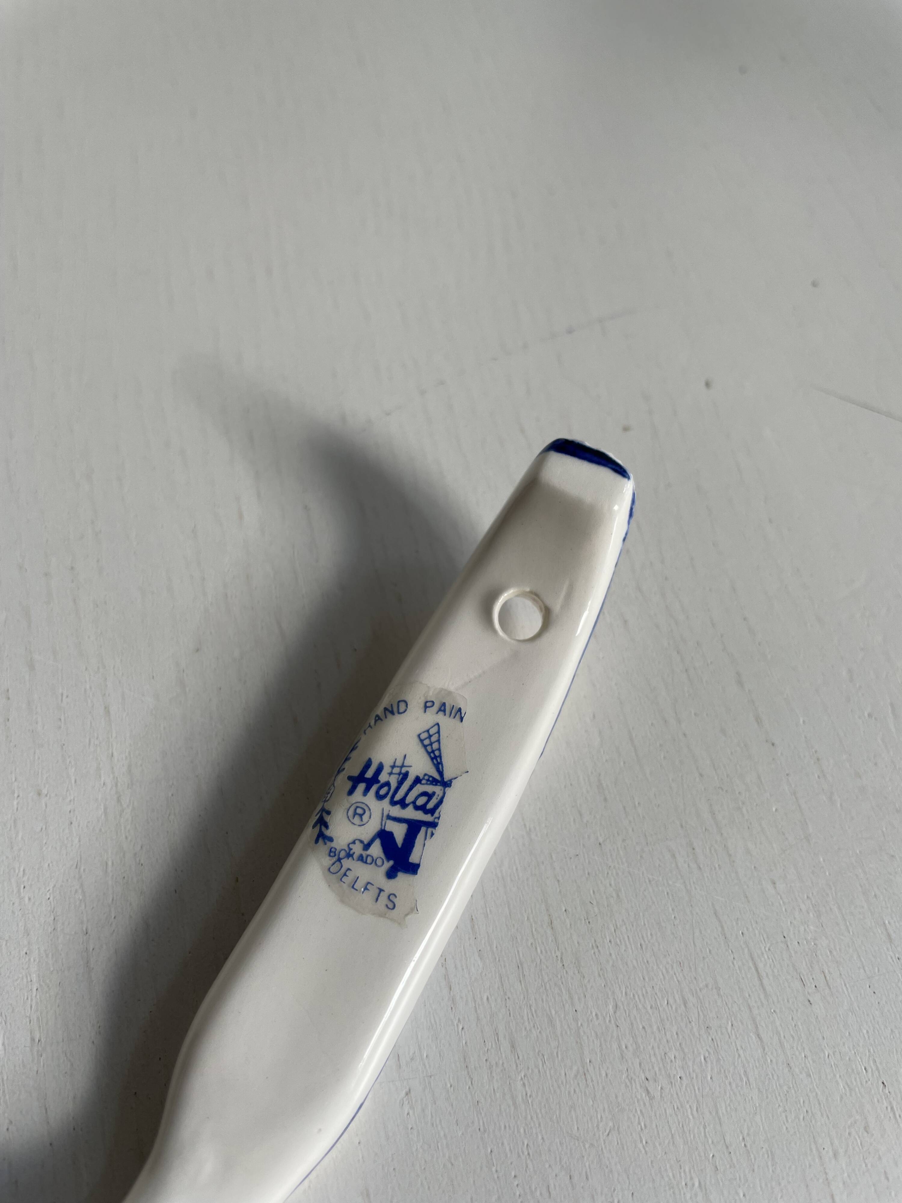 Pelle à tarte peinte à la main de Delft vintage