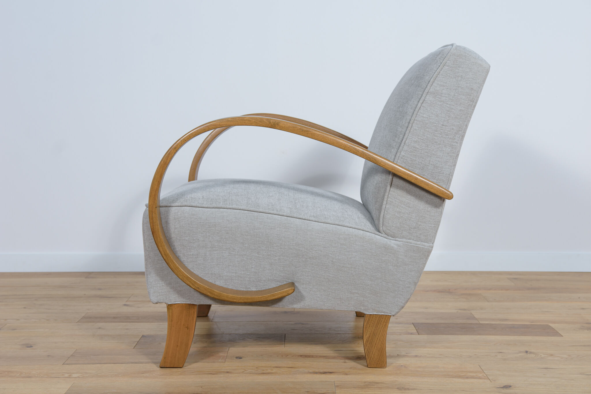 Model 410 armchair by Jindřich Halabala for Up Závody, 1930s