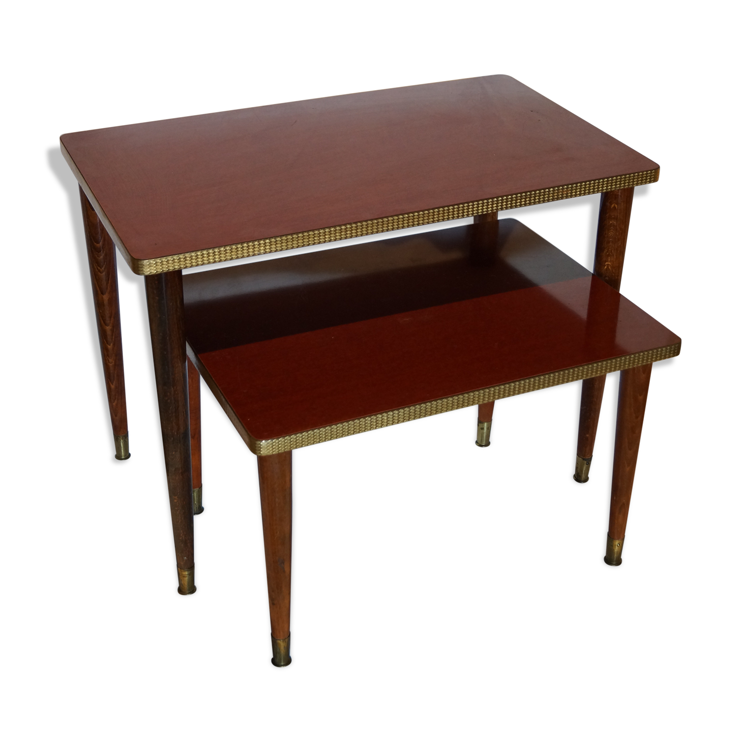 Lot of 2 nesting tables