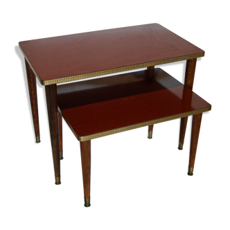 Lot of 2 nesting tables