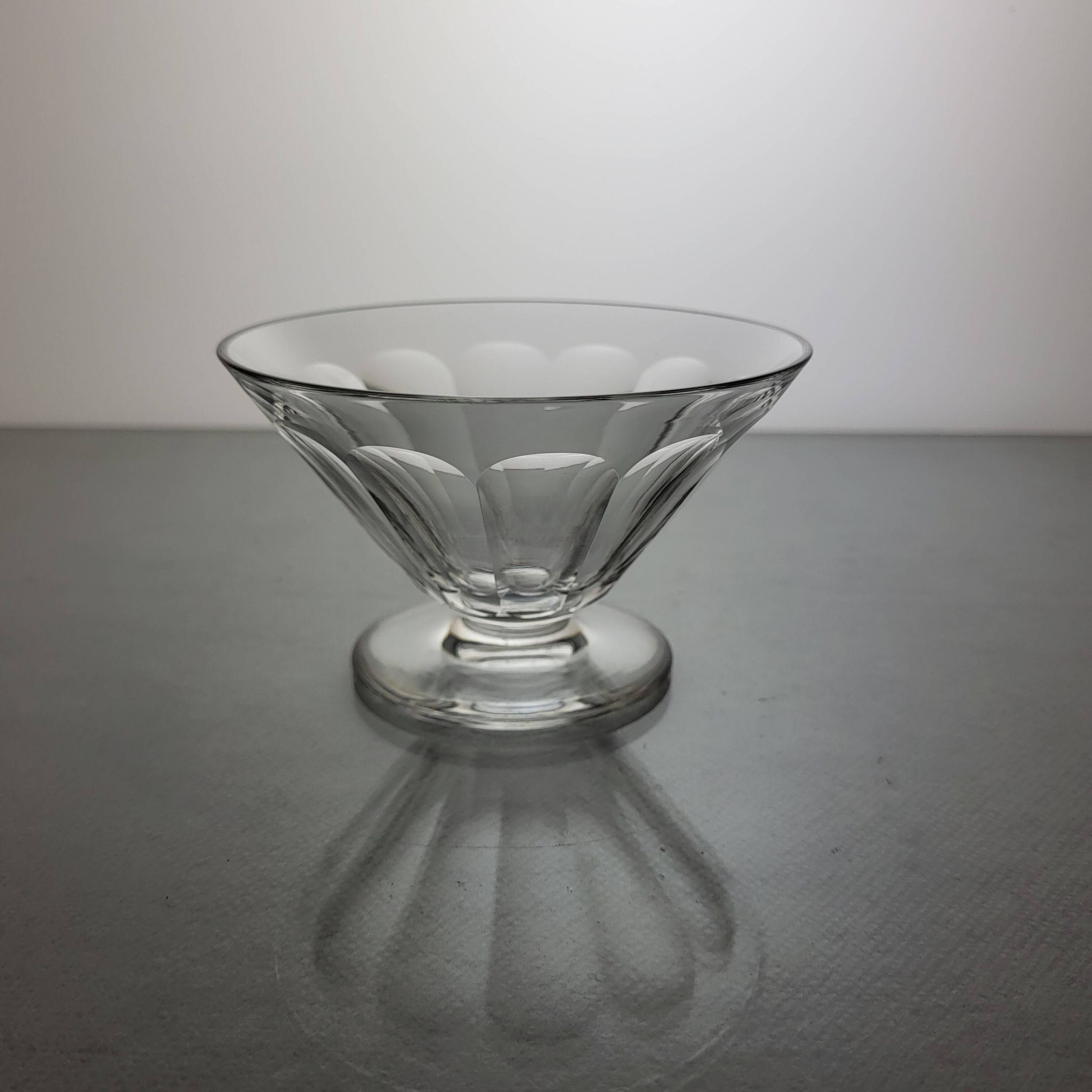 Service 24 pièces en cristal de Baccarat modèle Rex 1920-30's