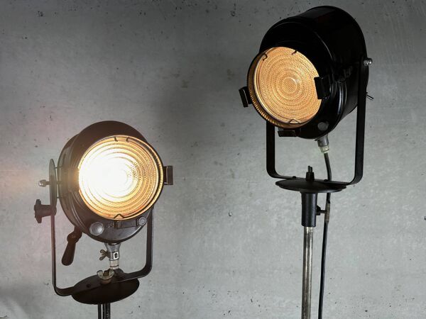 2x projecteur de théâtre vintage – Cremer Paris