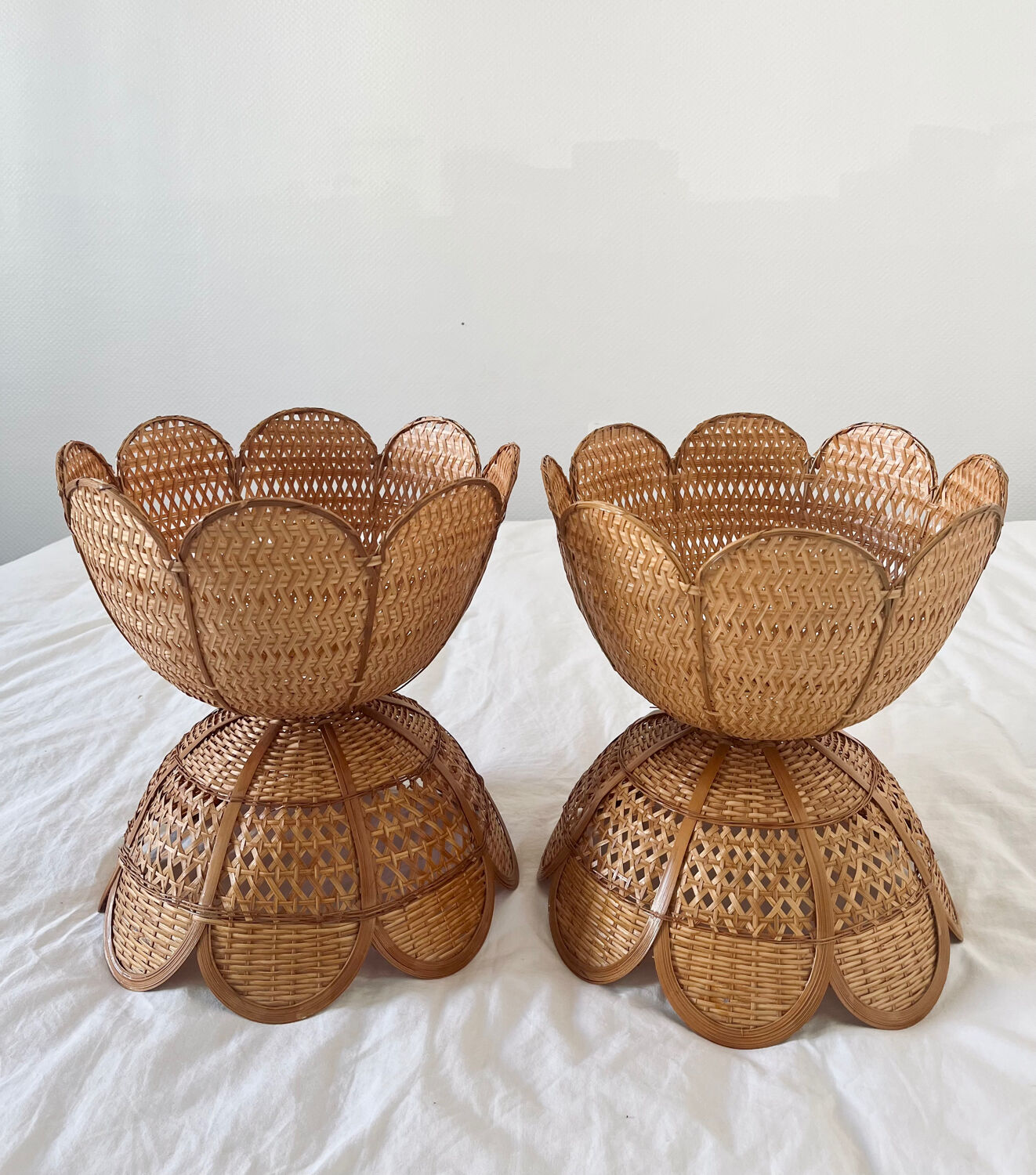 Vintage rattan flower suspension