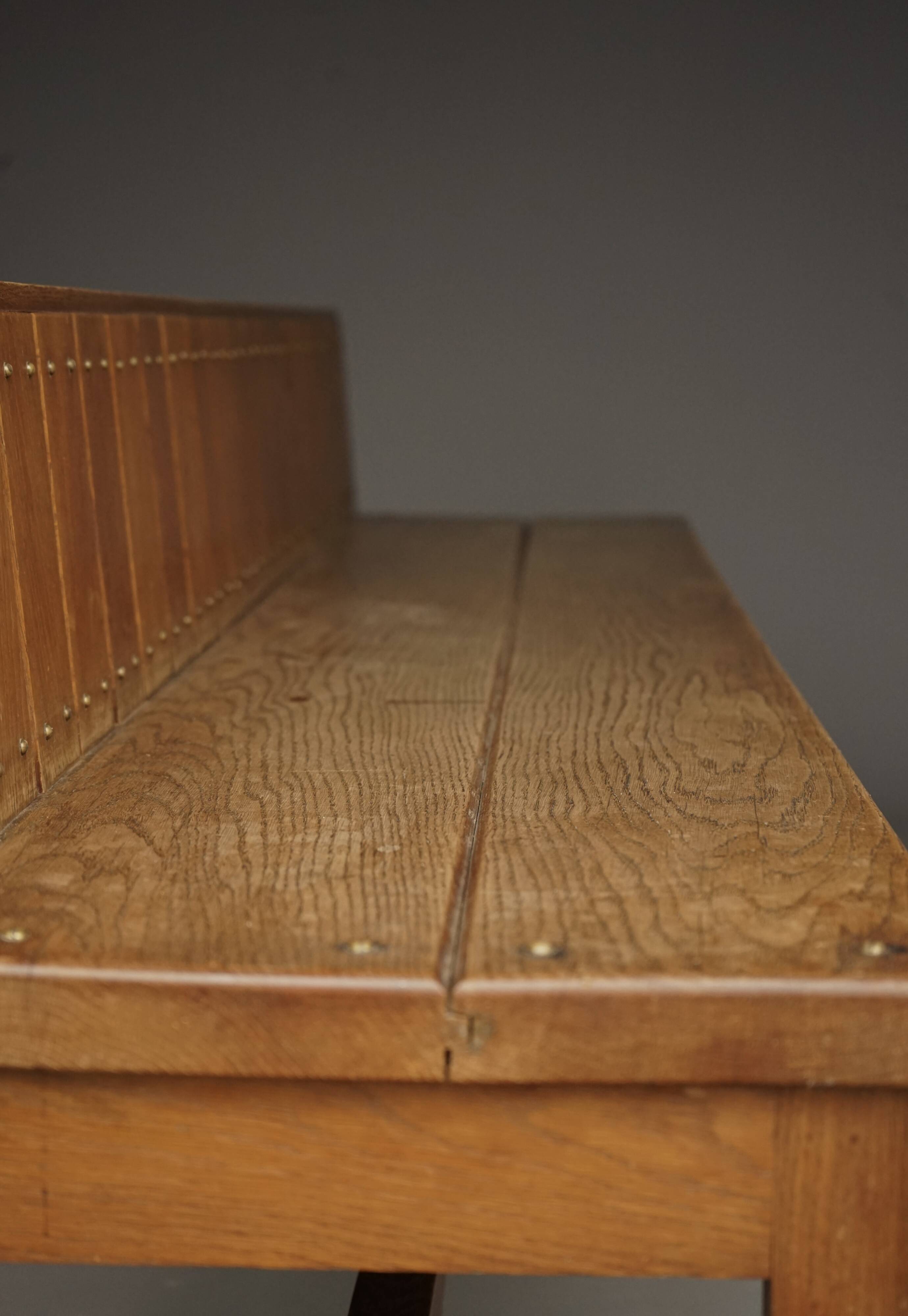 Dutch Traditionalist oak bench, Delft School. 1920s