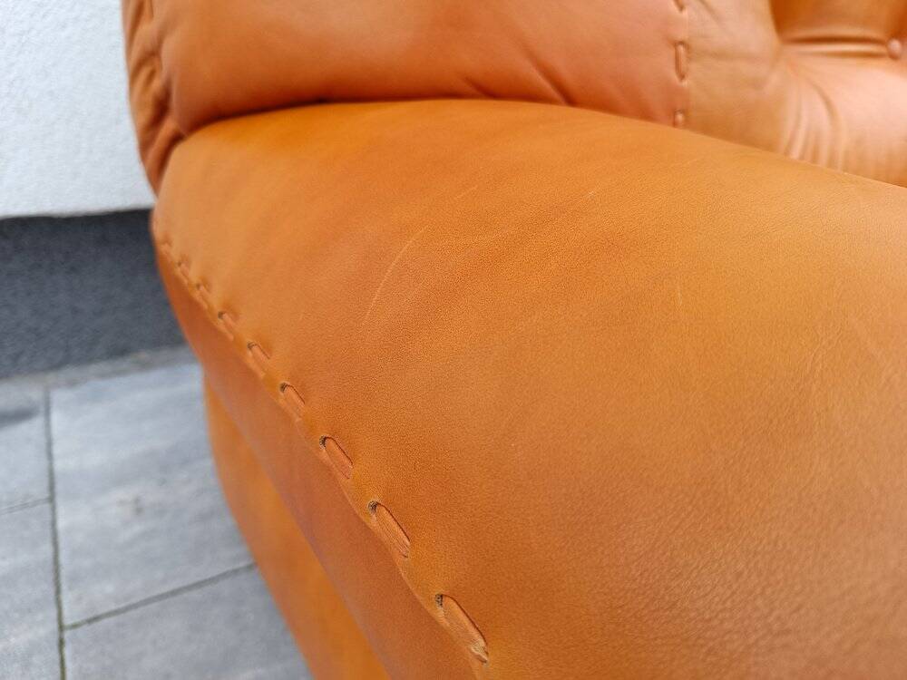 Canapé et fauteuils en cuir cognac par Sapporo pour Mobil, Italie