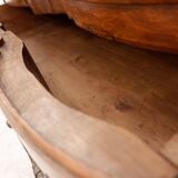 18th Century French Crossbow Front Chest of drawers in Walnutt