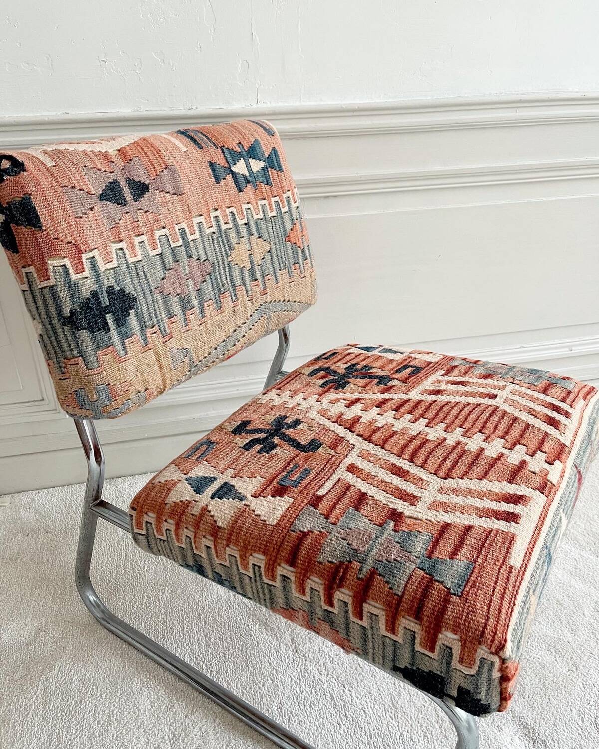 Vintage kilim chair