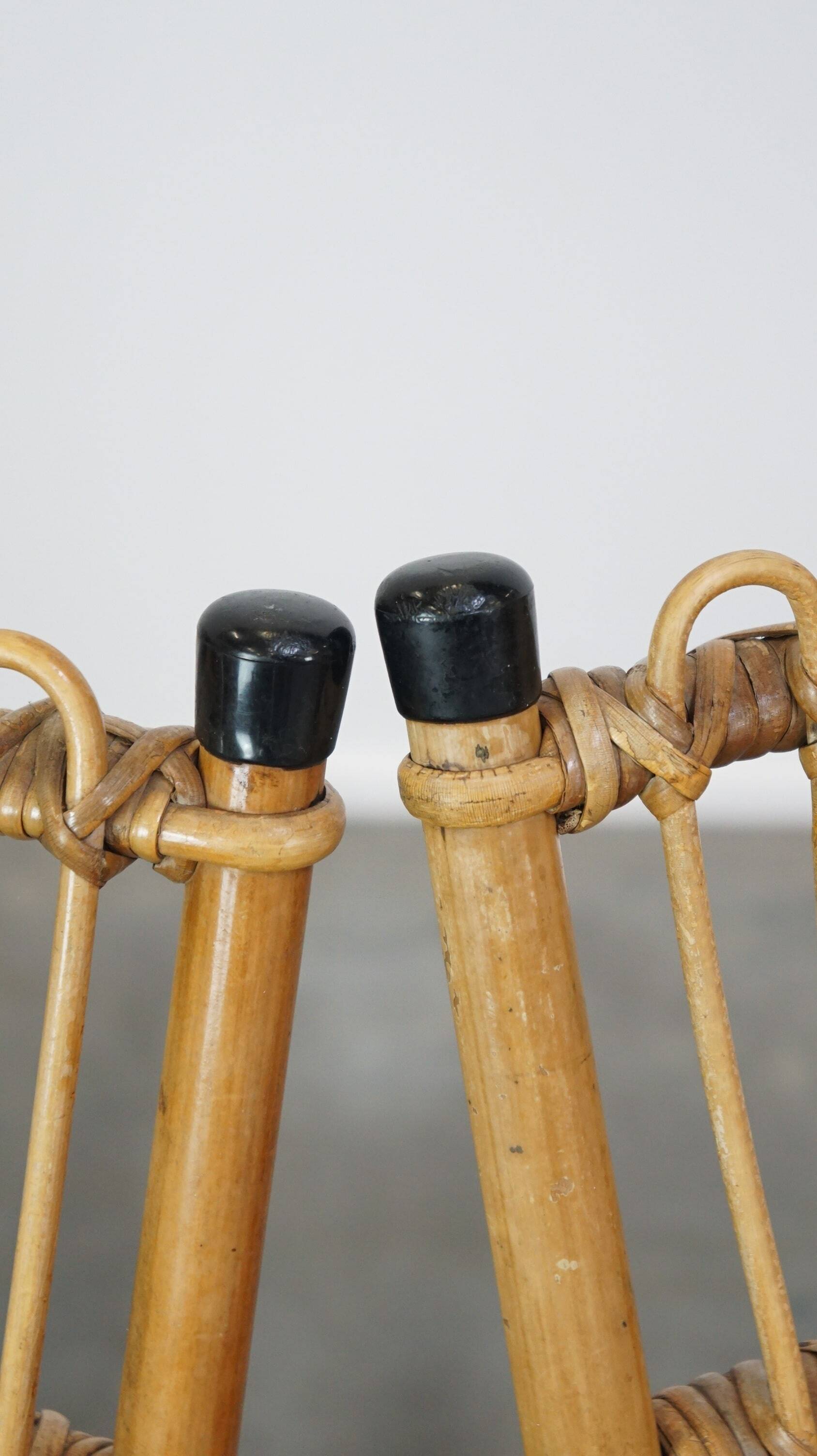 Set of 4 subtle and charming vintage 60s rattan boho chairs with colorful upholstered seats