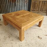 Square coffee table with a drawer in cherry wood.