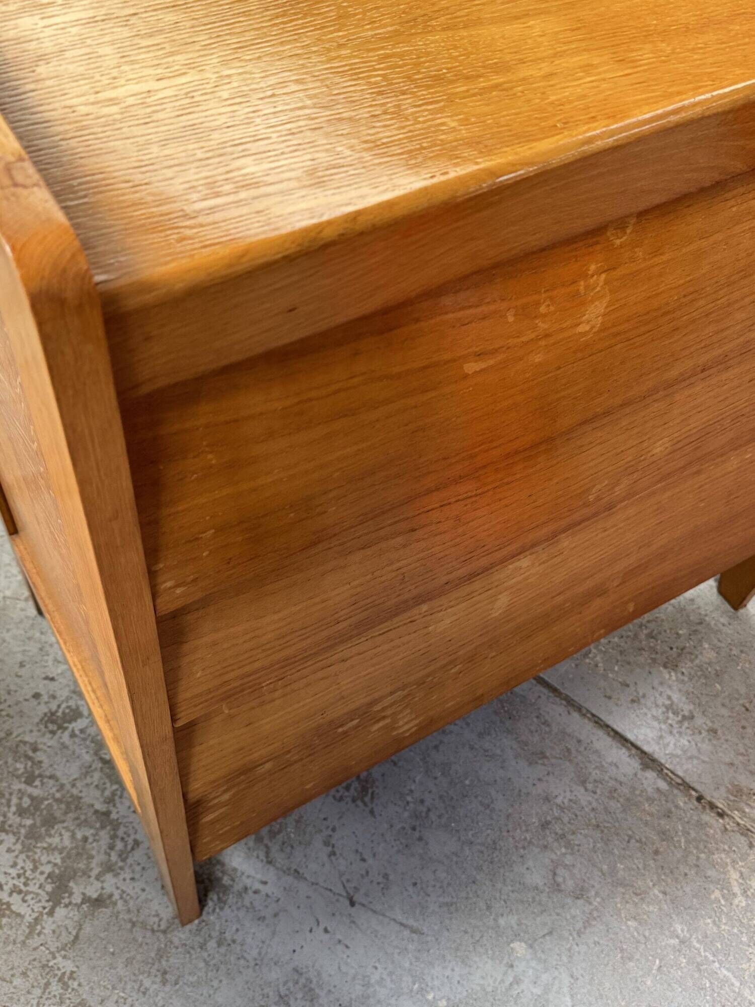 Scandinavian chest of drawers