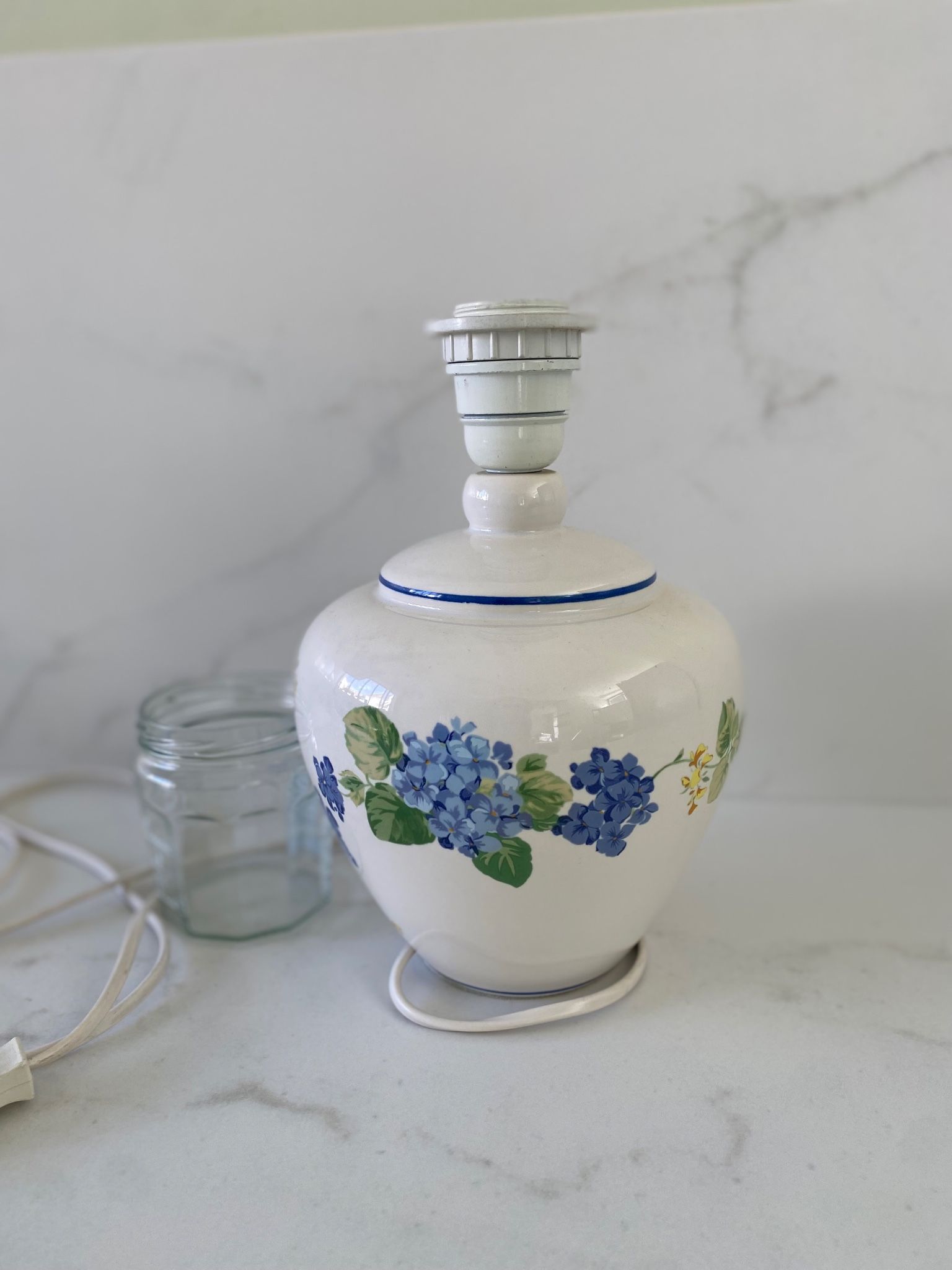 "Hortensia" table service from Luneville, earthenware, 80 pieces
