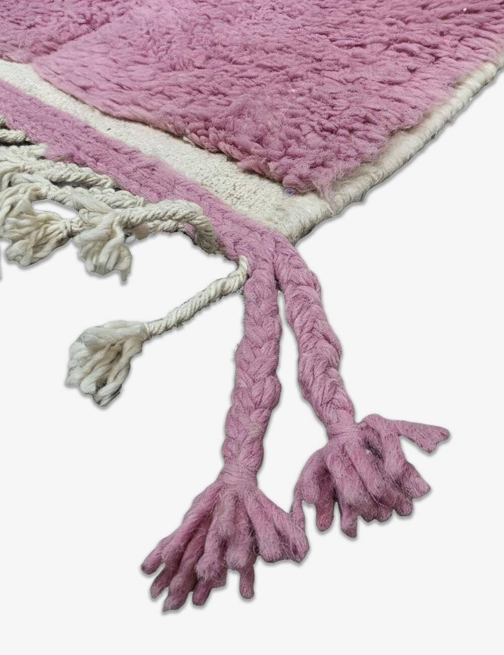 Contemporary Pink Rug - 390 x 290 cm