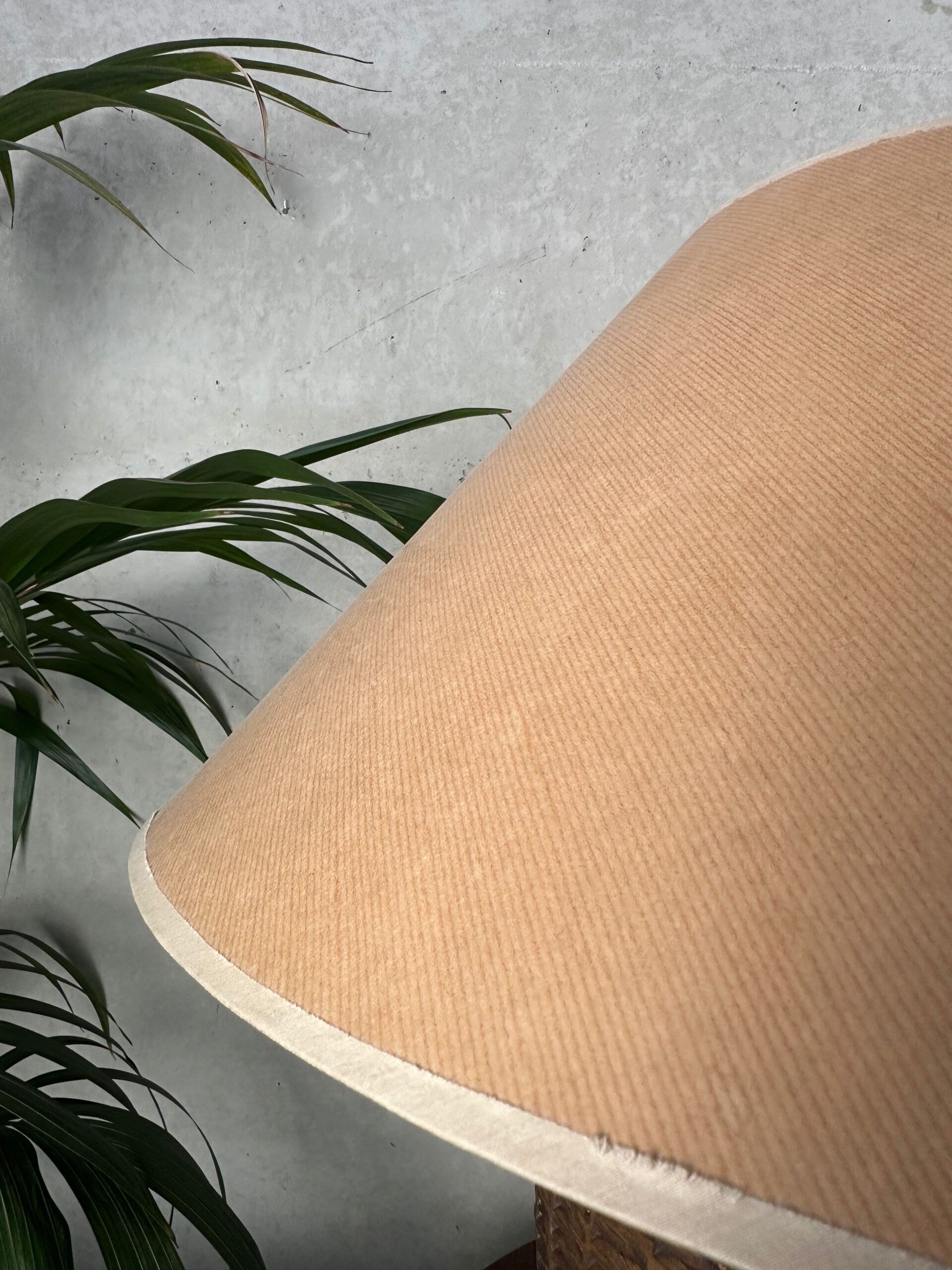 XL wabi sabi table lamp – Terracotta