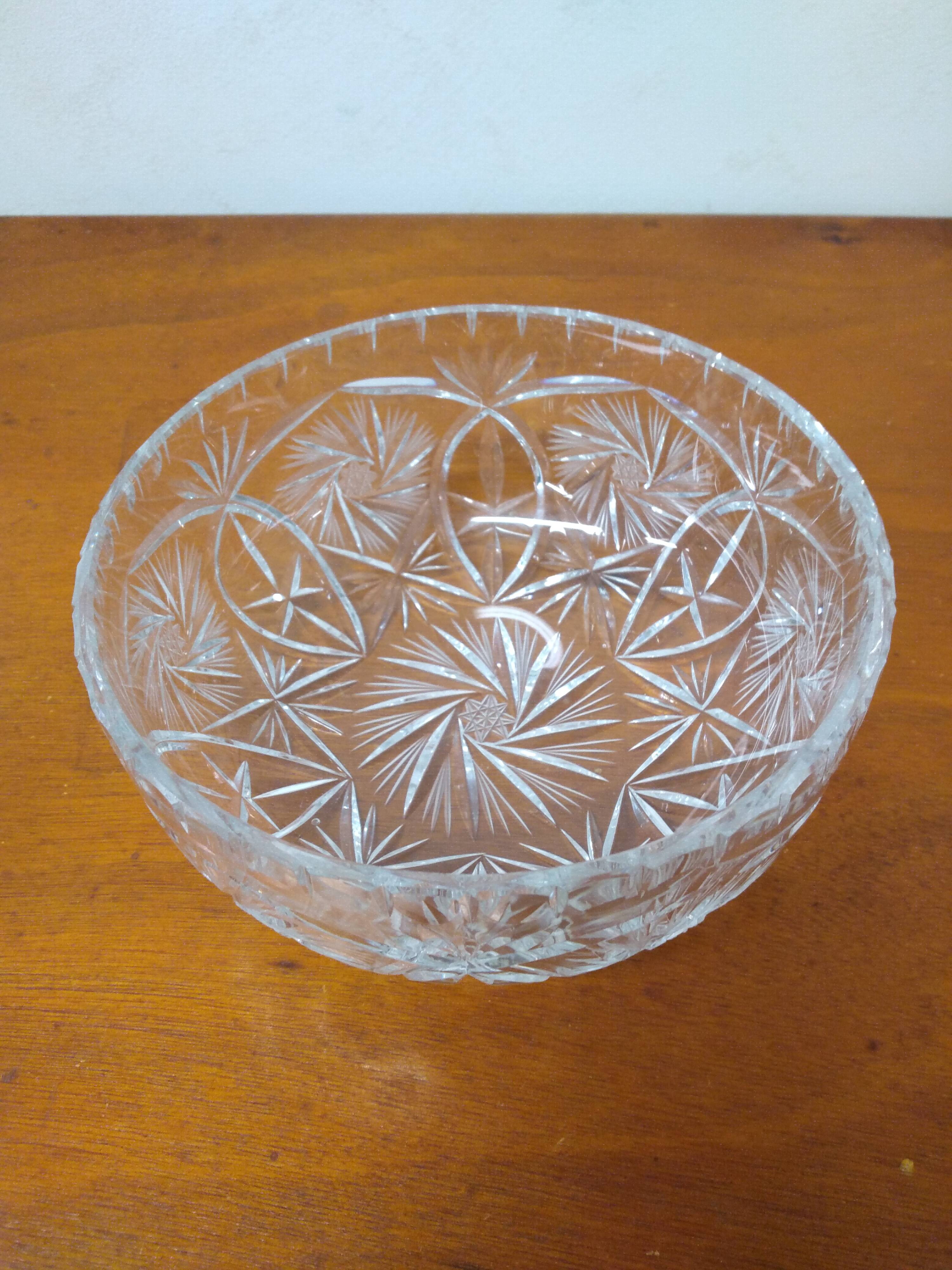 Cut crystal salad bowl